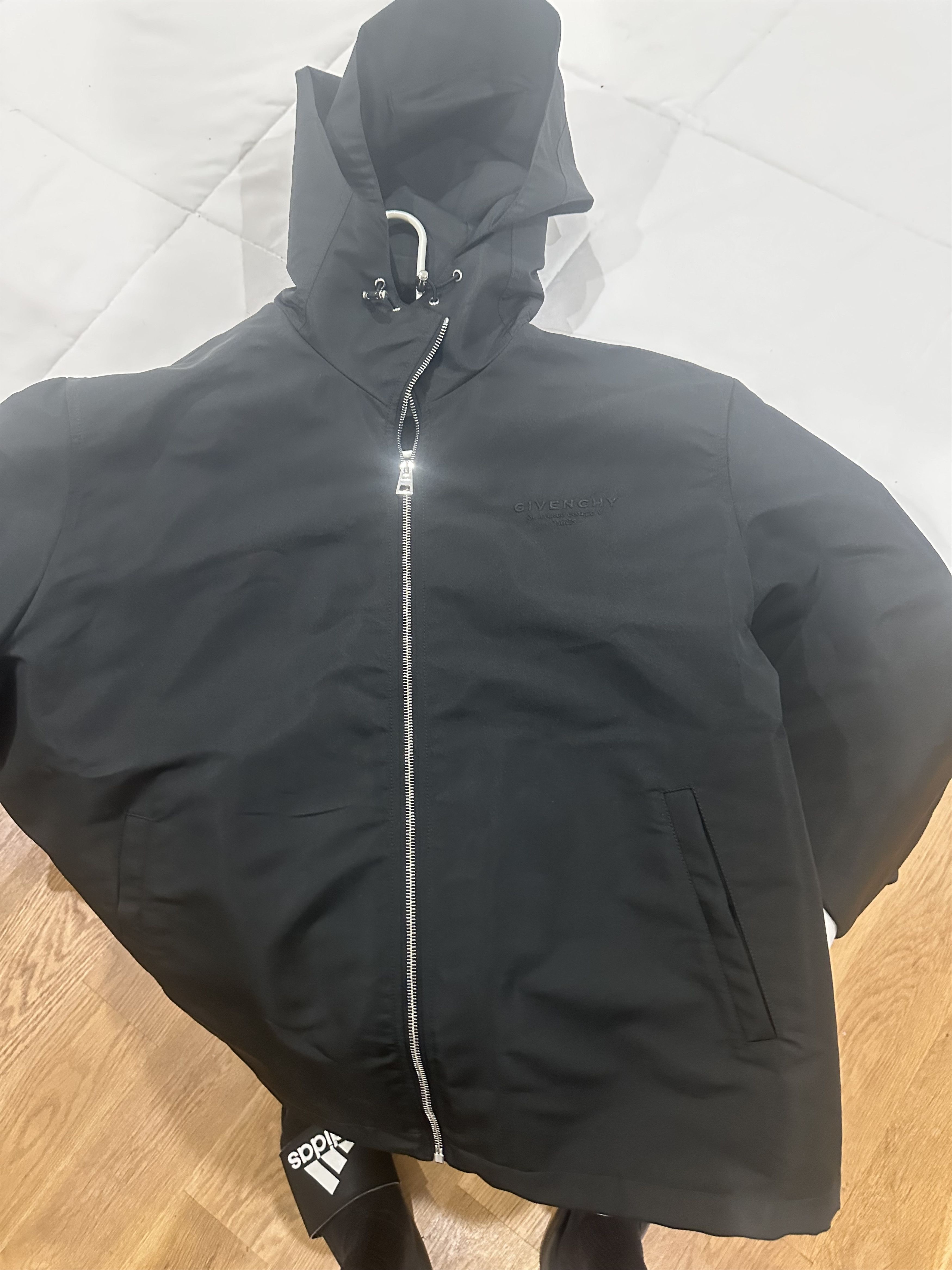 Givenchy Windbreaker Jacket with Stamp Print Size US L / EU 52-54 / 3 - 4 Thumbnail