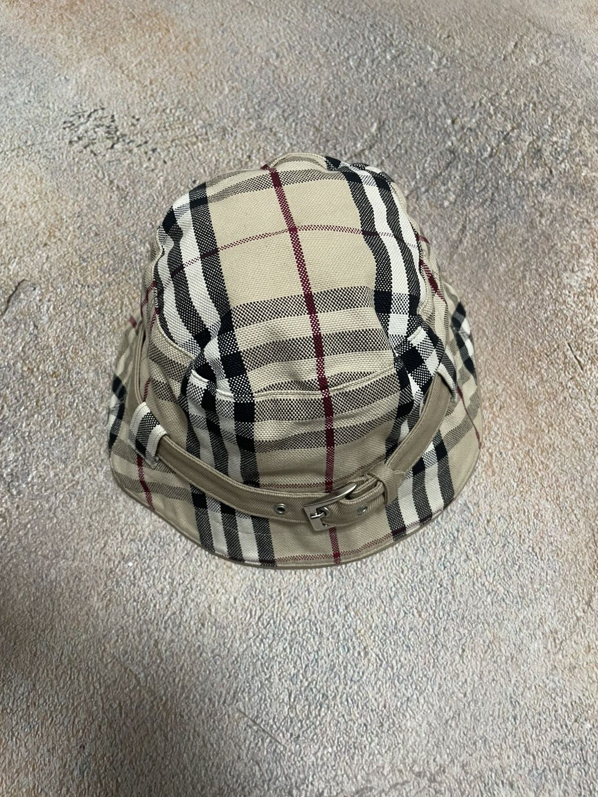 Burberry Nova Check Bucket Hat