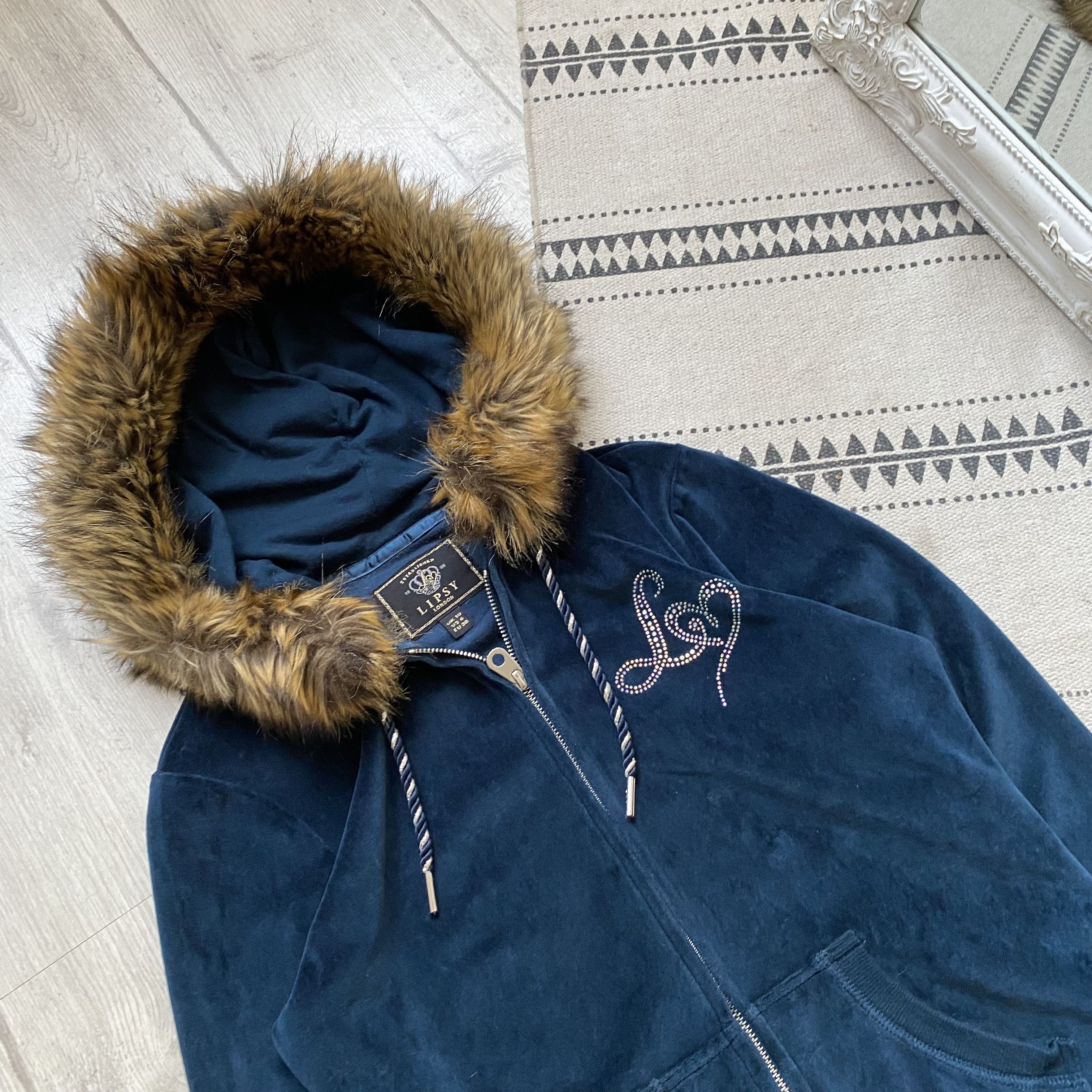Juicy Couture If Six Was Nine Style Velour Faux Fur Zip Hoodie Y2K Crystal Size M / US 6-8 / IT 42-44 - 3 Thumbnail