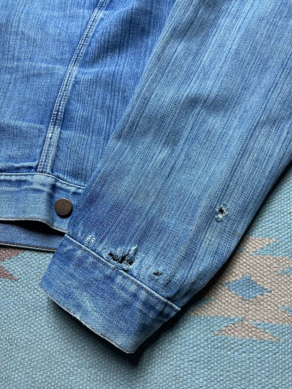 Vintage VTG 70s wrangler no fault denim jacket faded speedy patch L Size US L / EU 52-54 / 3 - 10 Thumbnail