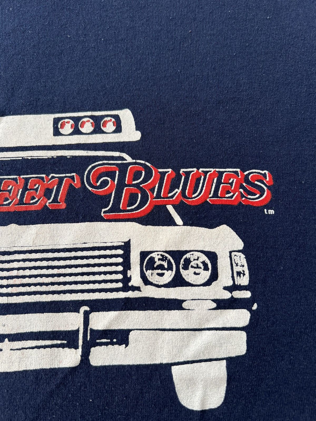 Vintage Vintage 1980 Hill Street Blues TV Show Movie Navy T-shirt Size US M / EU 48-50 / 2 - 5 Thumbnail