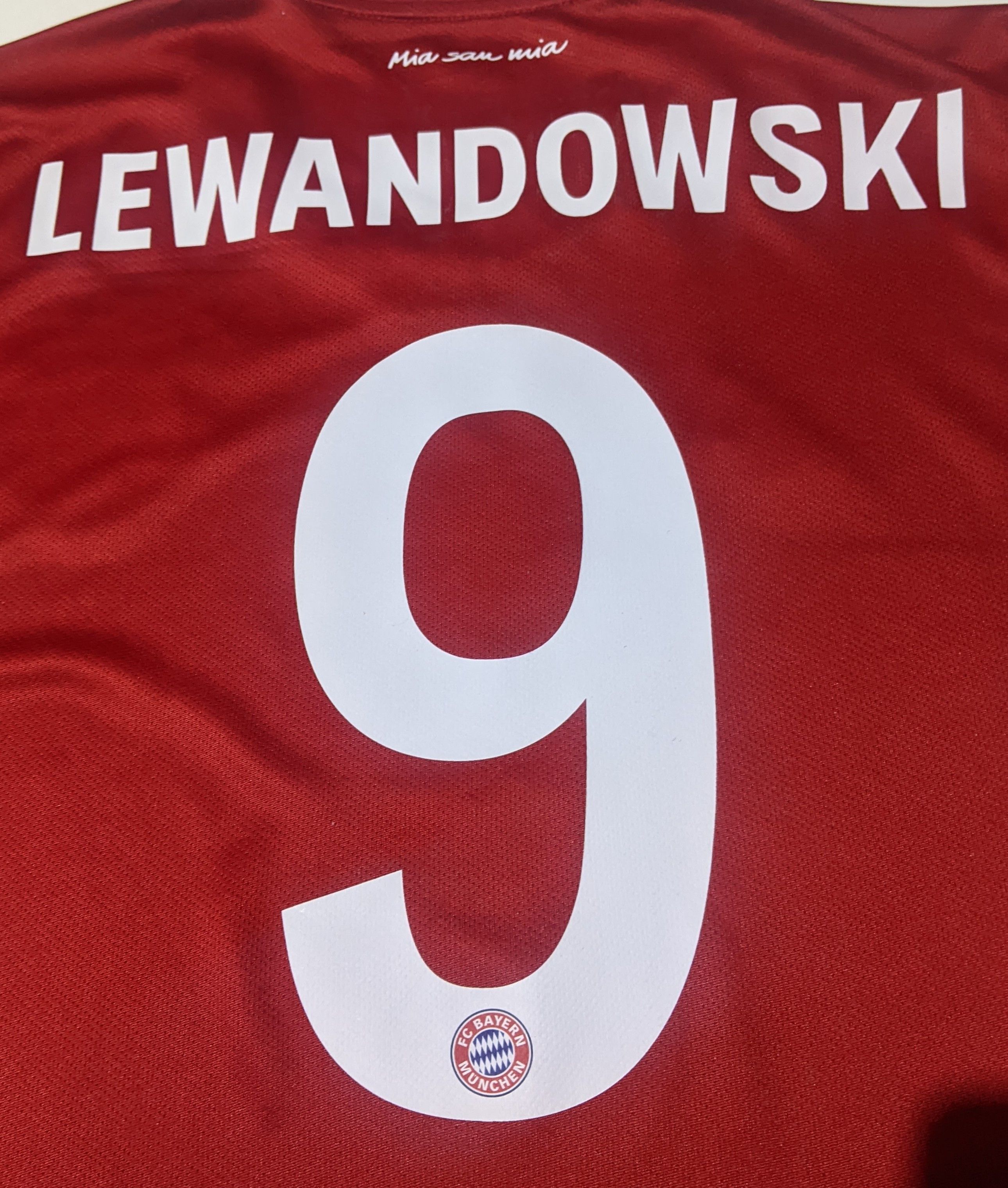 Adidas Bayern Munchen Final Lisbon 2020 Jersey Lewandowski 9 Size US S / EU 44-46 / 1 - 3 Thumbnail