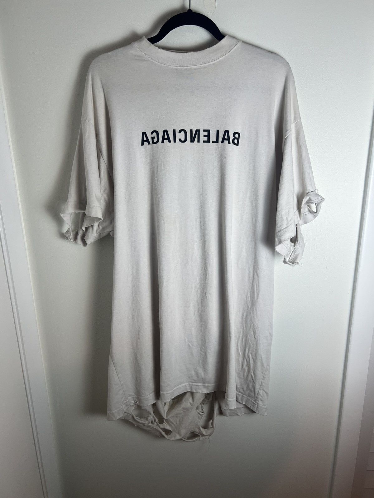 Balenciaga Balenciaga SS24 Destroyed Mirror Logo T-Shirt