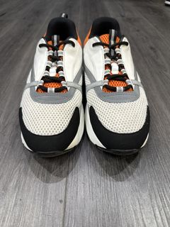 DIOR MEN B22 'White Orange' Chunky Sneakers - Orange Sneakers, Shoes -  DIORM34536