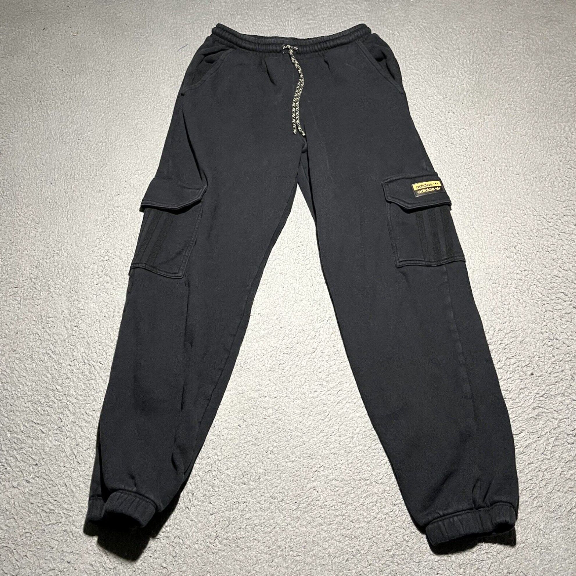 Adidas 6 us joggers hotsell