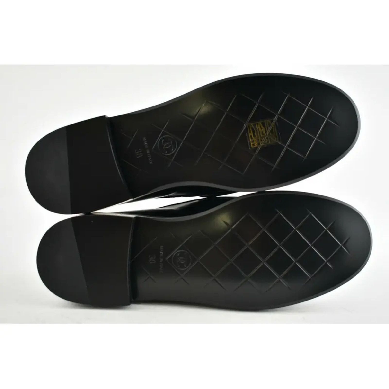 Chanel Chanel Turnlock Gold CC Logo Mule Slip On Flat Loafer 38 Size US 8 / IT 38 - 12 Thumbnail