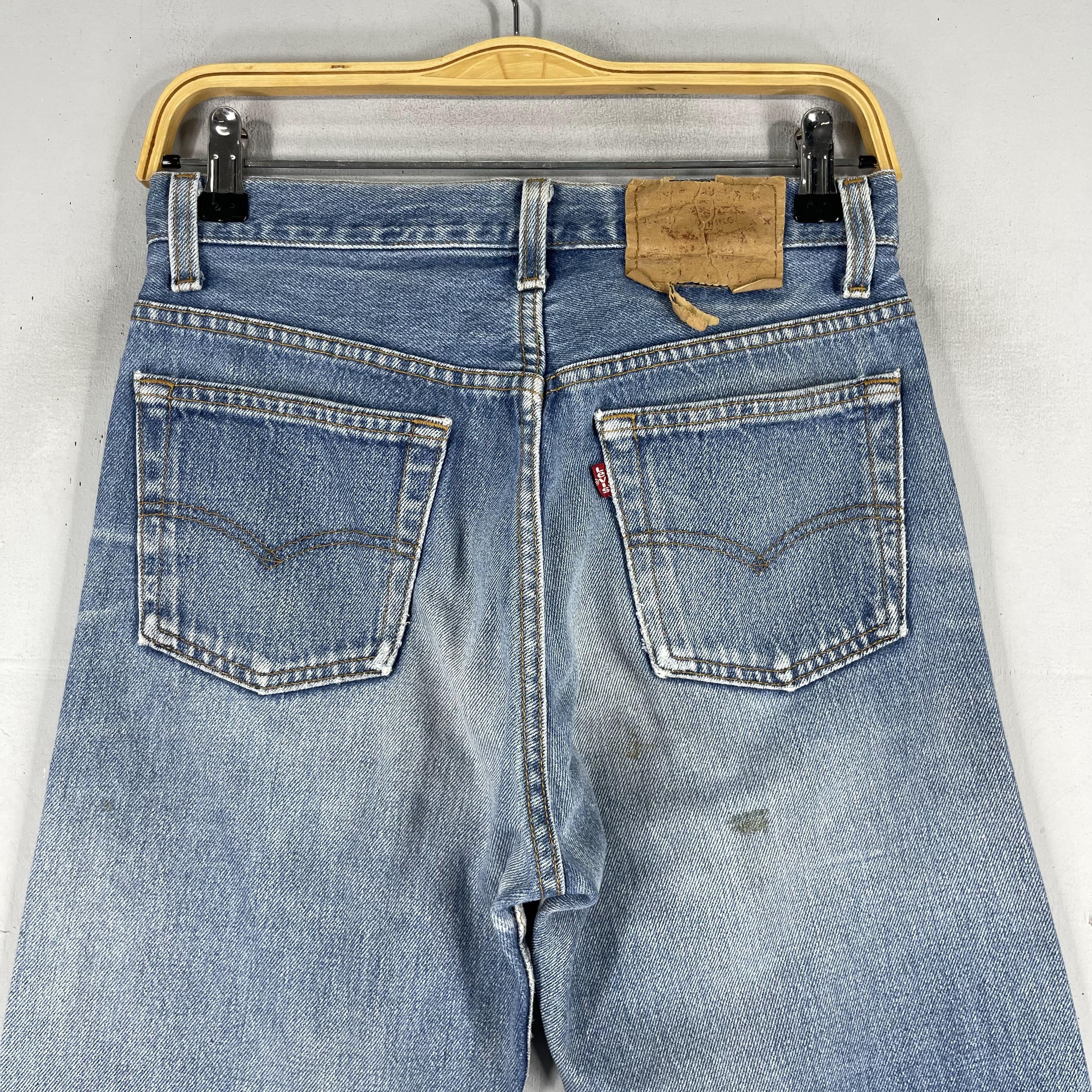 Levi's × Vintage Size 28 Vintage 80s Levis 501 Distressed Medium Wash Jeans Size US 28 / EU 44 - 10 Thumbnail