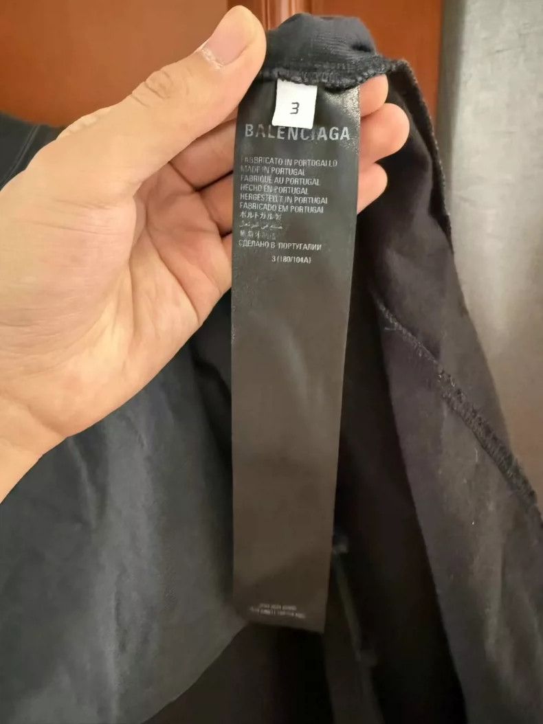 Balenciaga Balenciaga Speed Hunter Short Sleeve Aged Destruction Desi Size US L / EU 52-54 / 3 - 4 Thumbnail