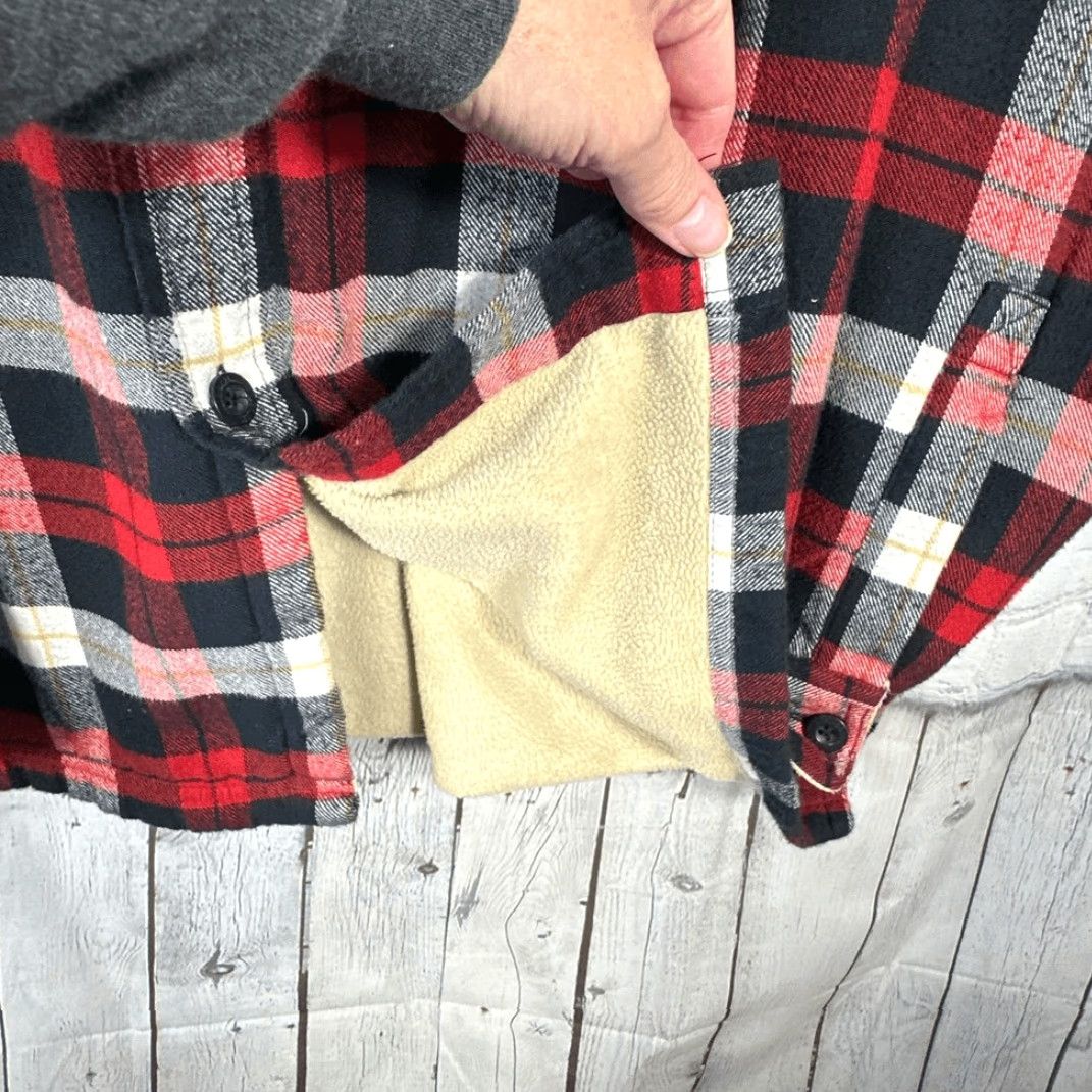 Vintage LL Bean Shirt Mens Large Red Black Plaid Winter Warm Fleece-Lined Flannel Chore Size US L / EU 52-54 / 3 - 4 Thumbnail
