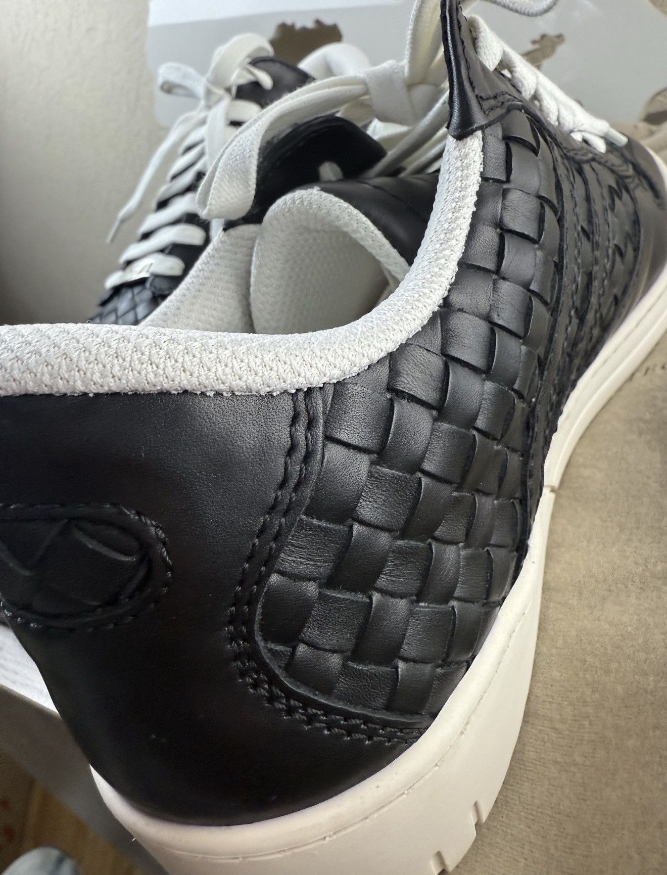 Bottega Veneta NEW* BOTTEGA VENETA Intreciatto Leather Woven Sneakers Black Size US 9 / EU 42 - 4 Thumbnail
