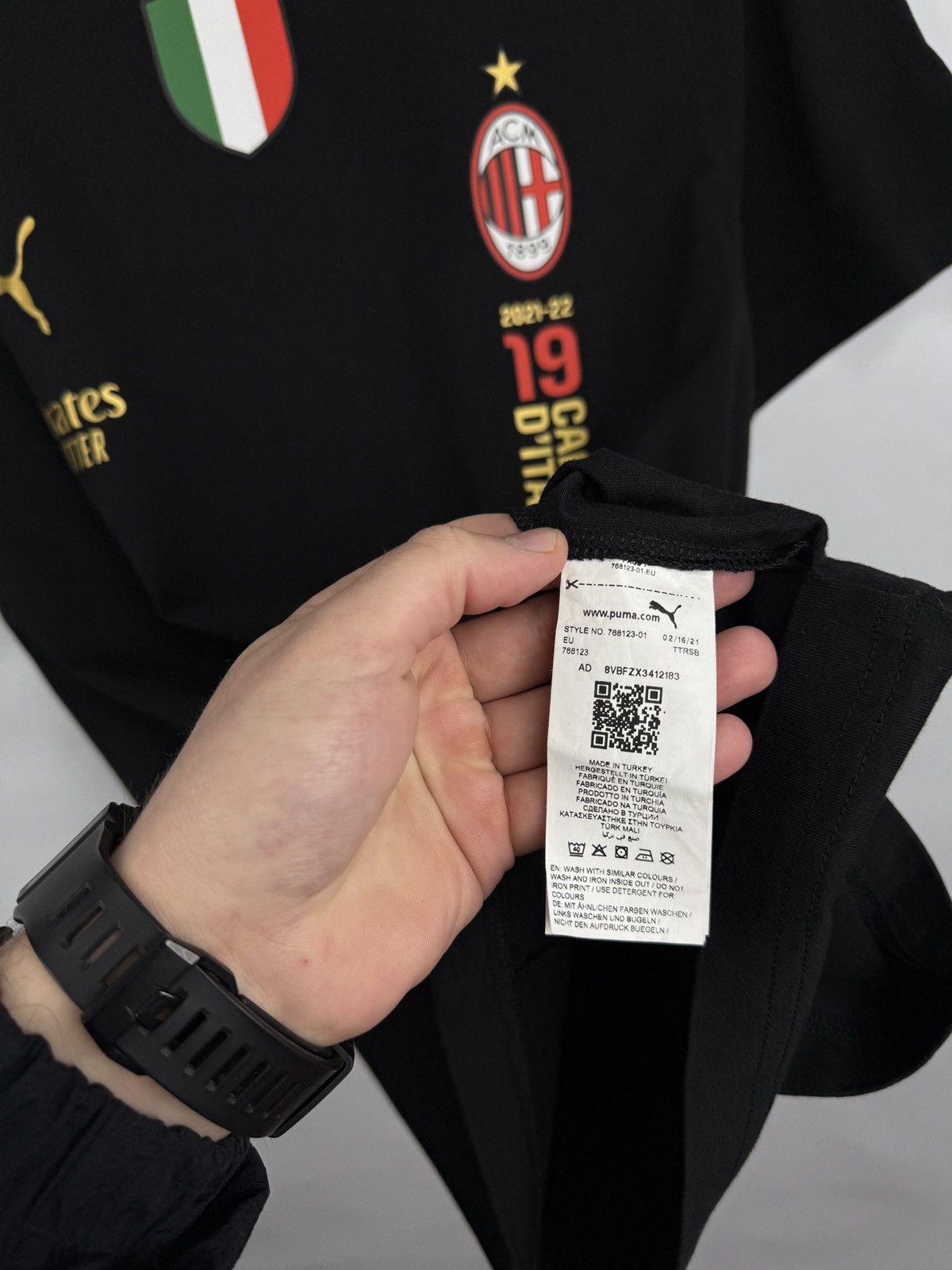 Puma 🇮🇹 Puma AC Milan 2021-22 Champions T Shirt Campioni D’Italia Size US L / EU 52-54 / 3 - 8 Thumbnail
