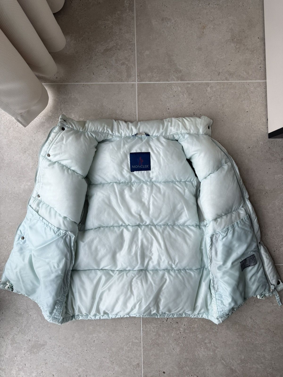Moncler Moncler Grenoble Down Vintage Vest Size US M / EU 48-50 / 2 - 5 Thumbnail