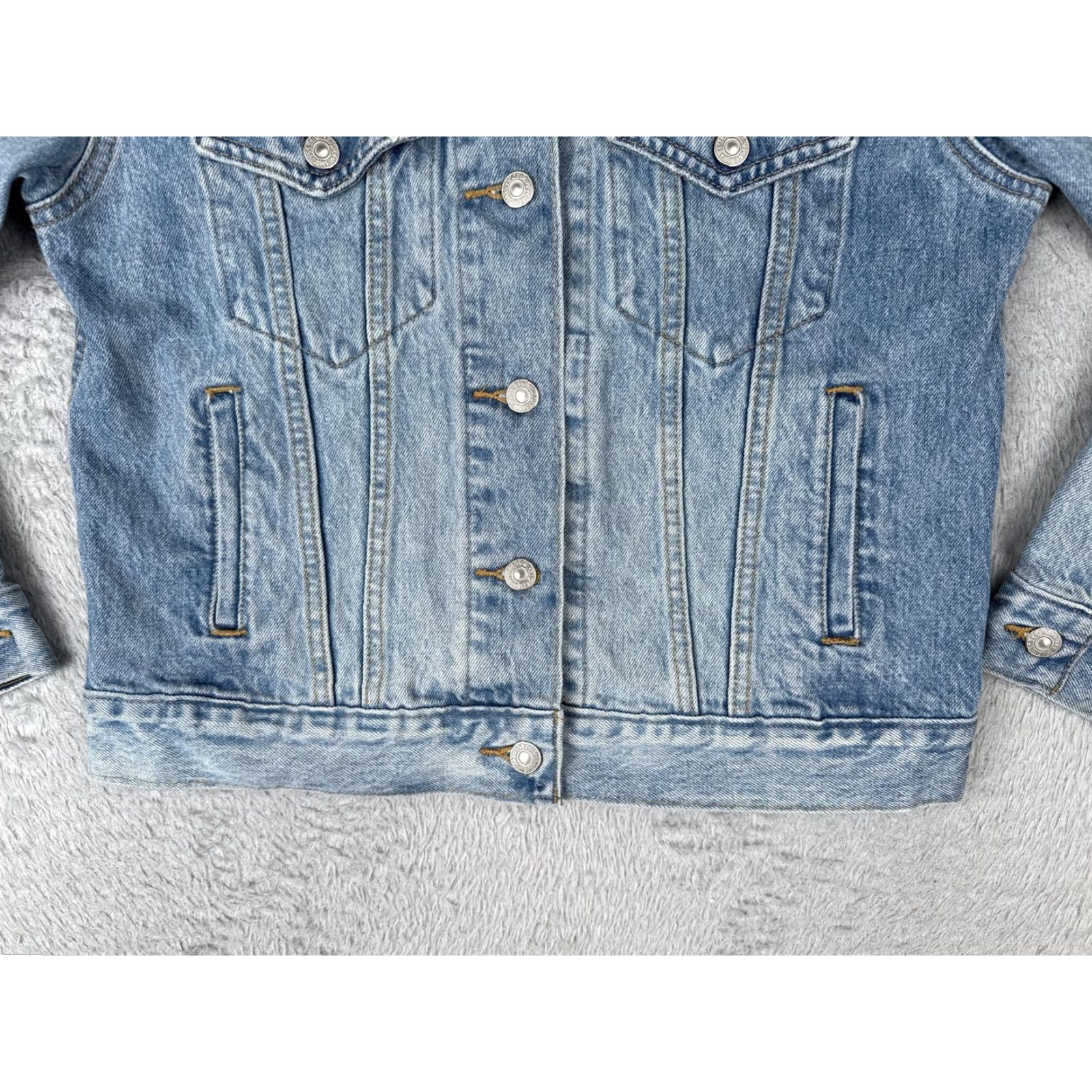 Levi's Levi's Premium Jacket Women Small Blue Denim Trucker Jacket Button Front Pockets Regular Fit Short Length Vintage: No Size S / US 4 / IT 40 - 5 Thumbnail
