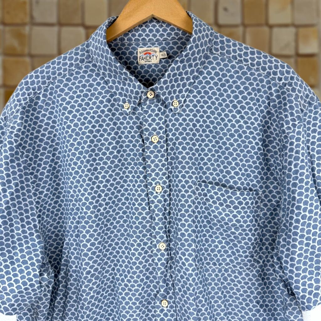 Faherty Faherty Mens Button-Down Short Sleeve Shirt Blue Geometric Pattern 2XL Regular Adult Men Size US XXL / EU 58 / 5 - 1 Thumbnail