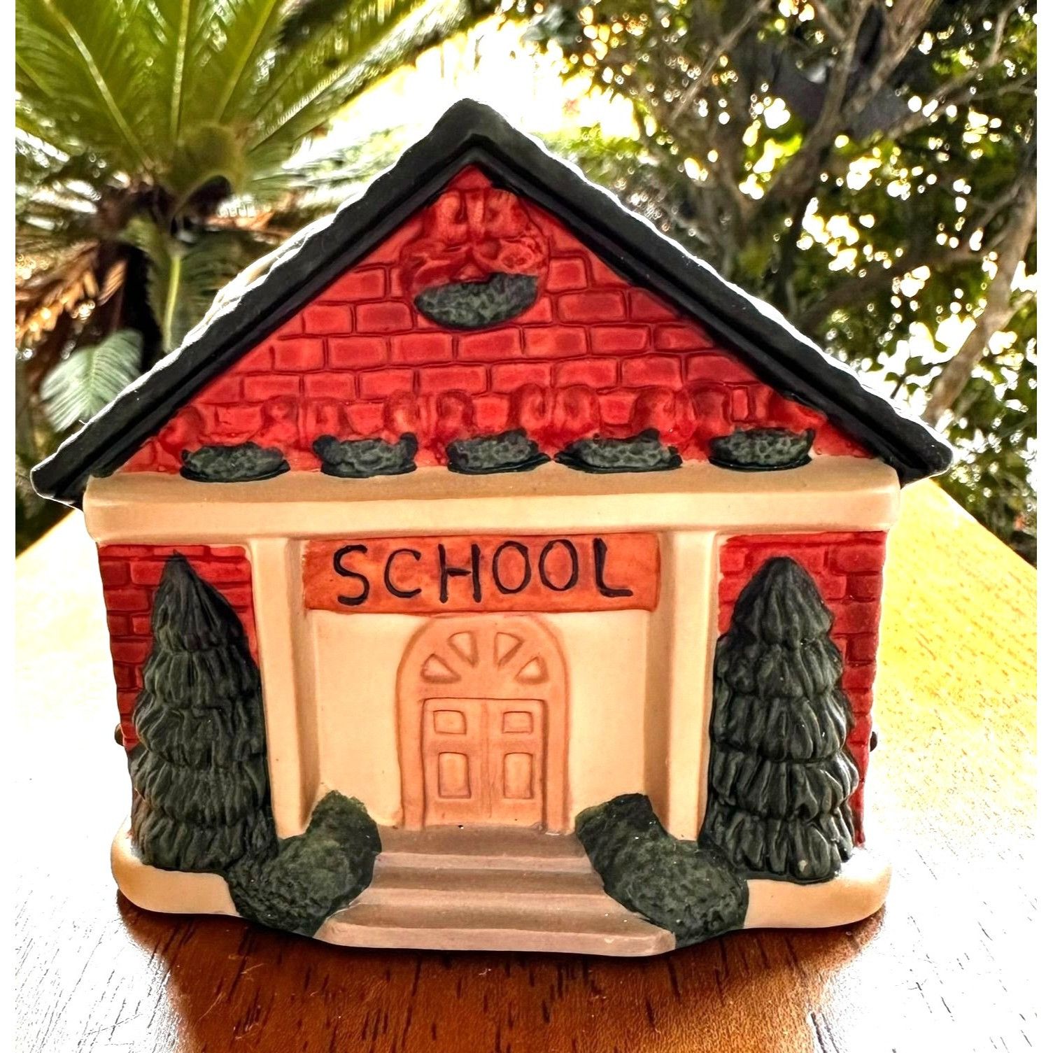 Handmade × Vintage VTG Gift Collection Hand Painted Porcelain School Tea Light Size ONE SIZE - 4 Thumbnail