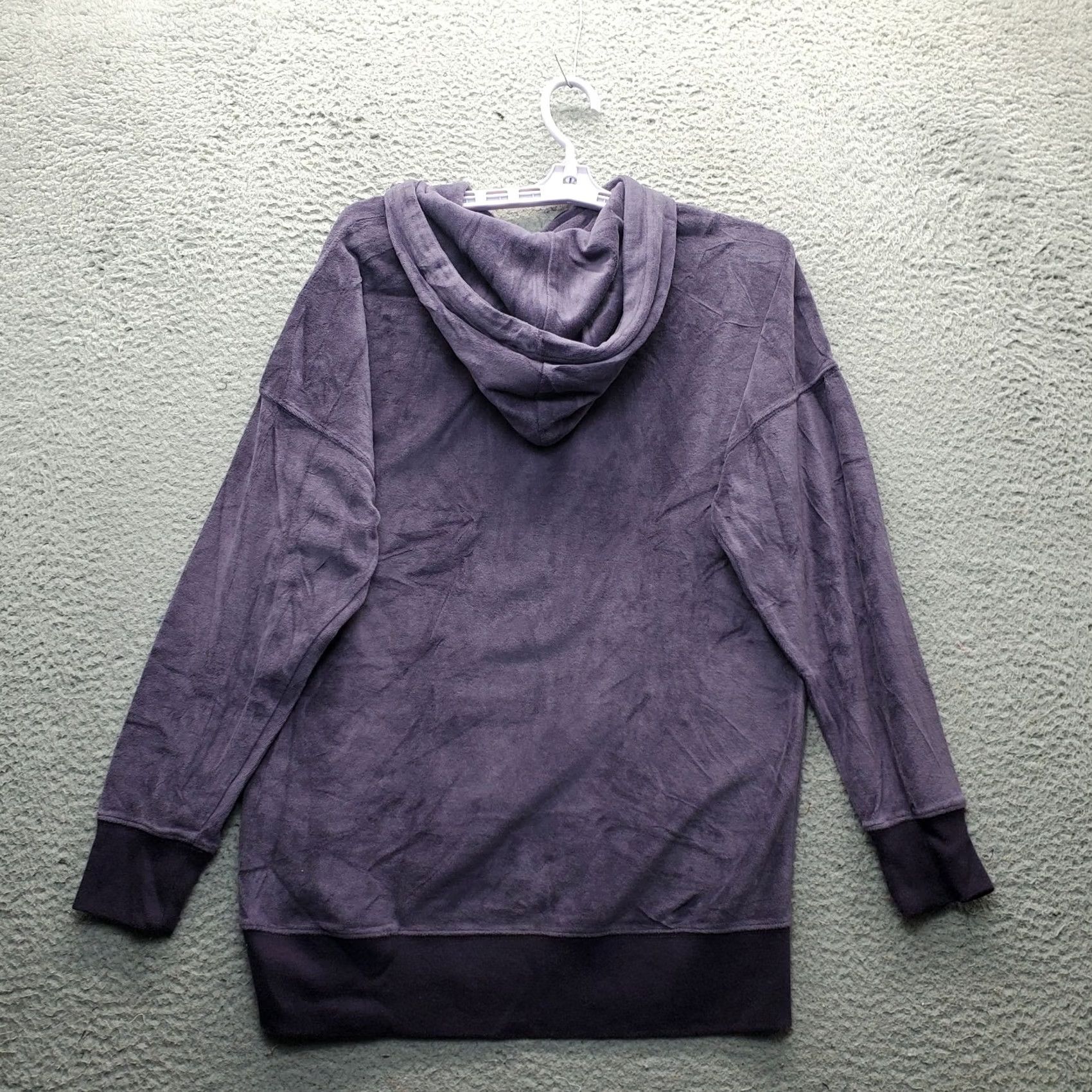 Vintage Aéropostale Velour Pullover Hoodie Women XS Purple Cotton Long Sleeve Drawstring Hoodie Women XS Purple Velour Pullover COTTON Long Sleeve Size XS / US 0-2 / IT 36-38 - 2 Thumbnail