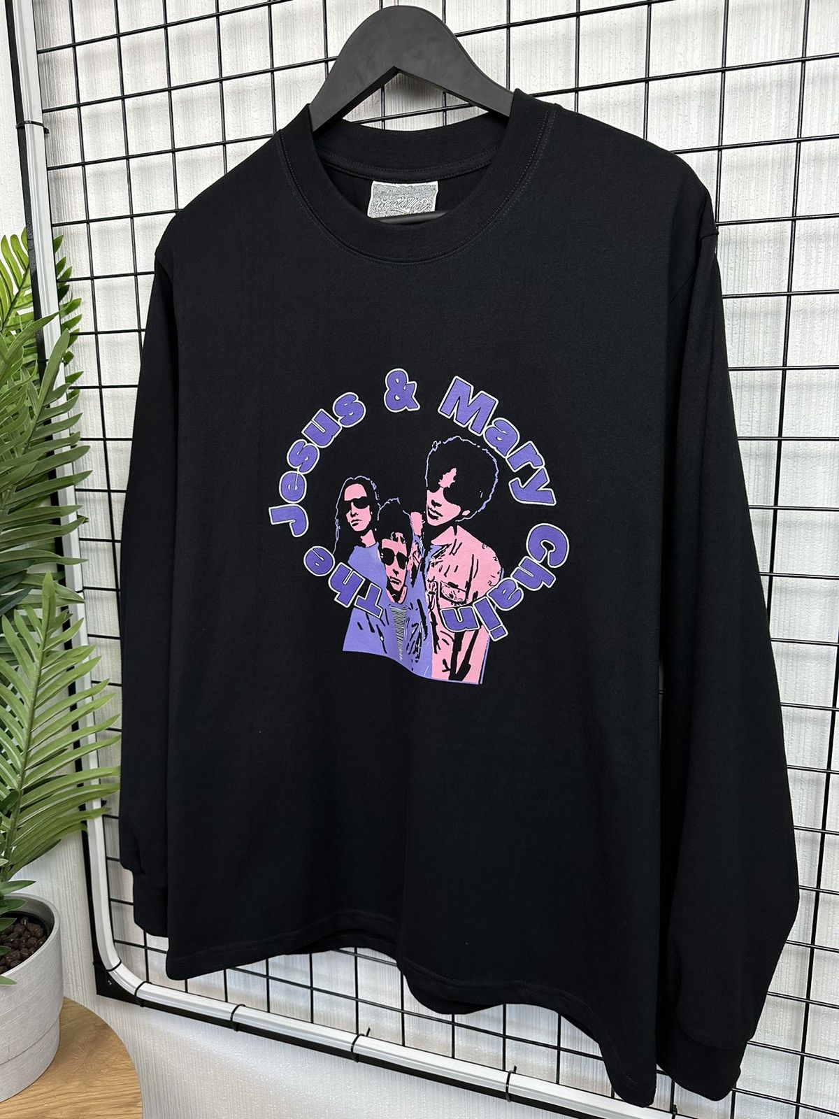 Band Tees The Jesus and Mary Chain “Stoned and Dethroned” Long Sleeve Size US L / EU 52-54 / 3 - 2 Thumbnail