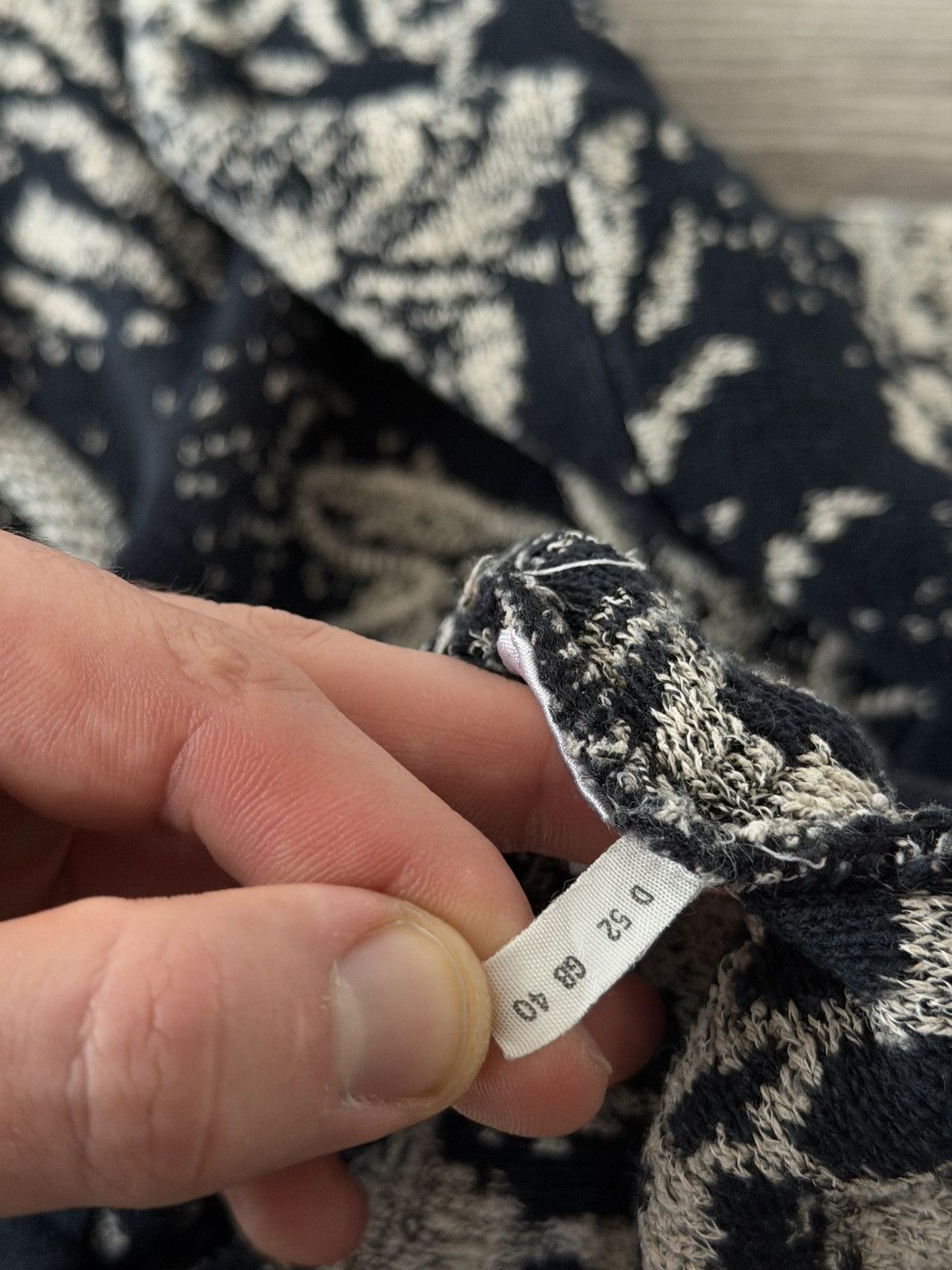 Hugo Boss Antique Archival Knitted Vintage Luxury Hugo Boss Sweater Size US L / EU 52-54 / 3 - 18 Thumbnail