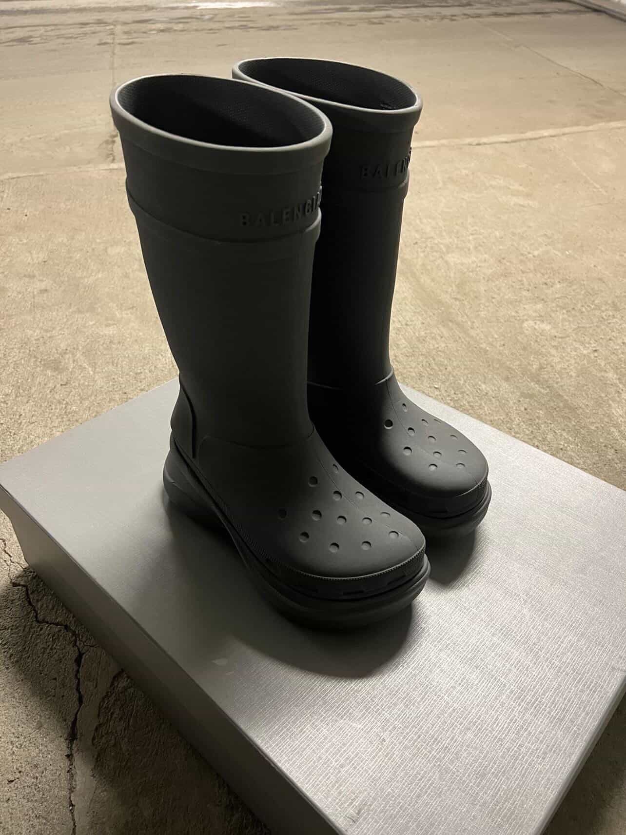 Balenciaga × Crocs Balenciaga croc boots Size US 10 / EU 43 - 1 Thumbnail