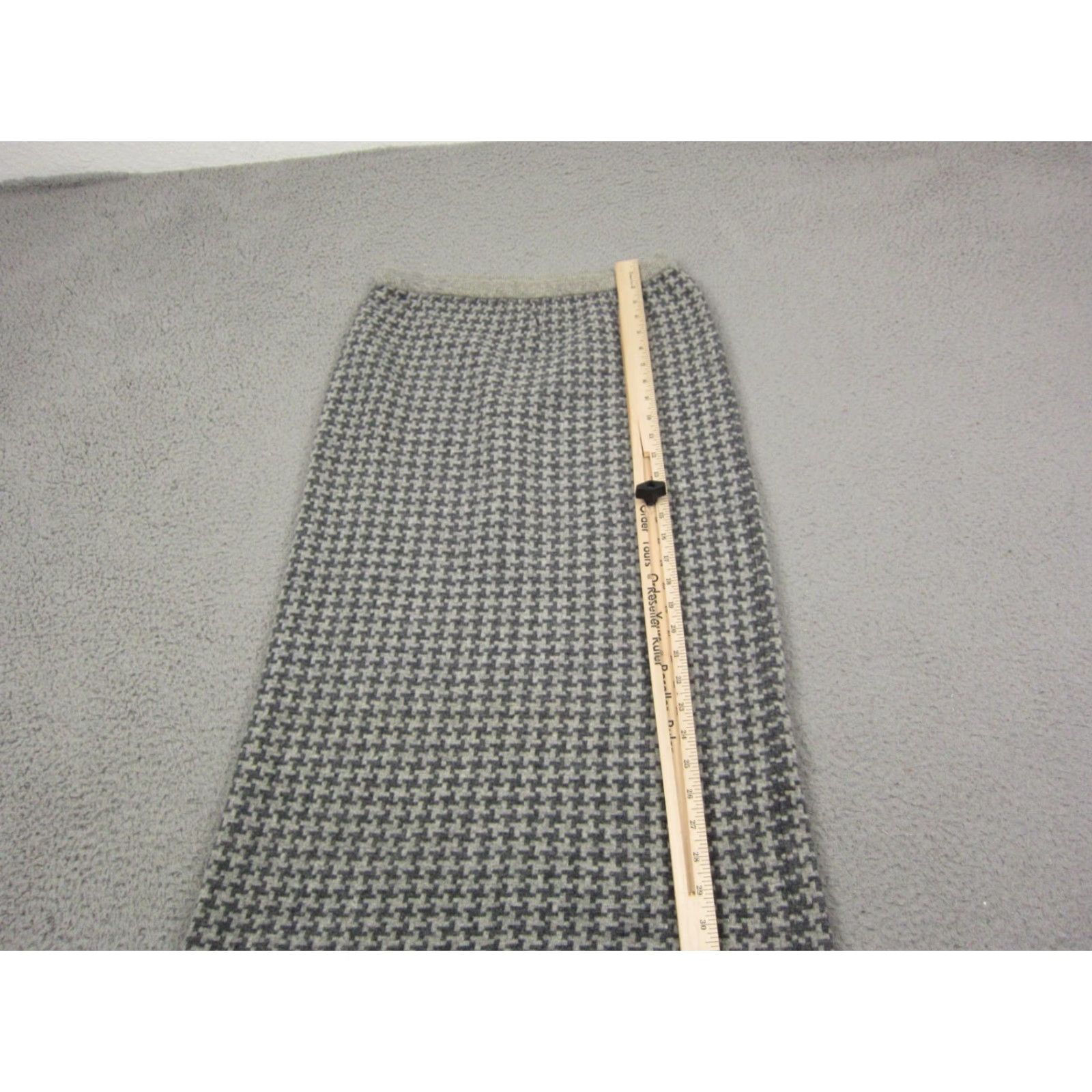 Vintage Vintage Renee Tener Skirt Womens M Gray Houndstooth A-Line Knee Length Wool Nylon Geometric 80s Size 32" / US 10 / IT 46 - 6 Thumbnail