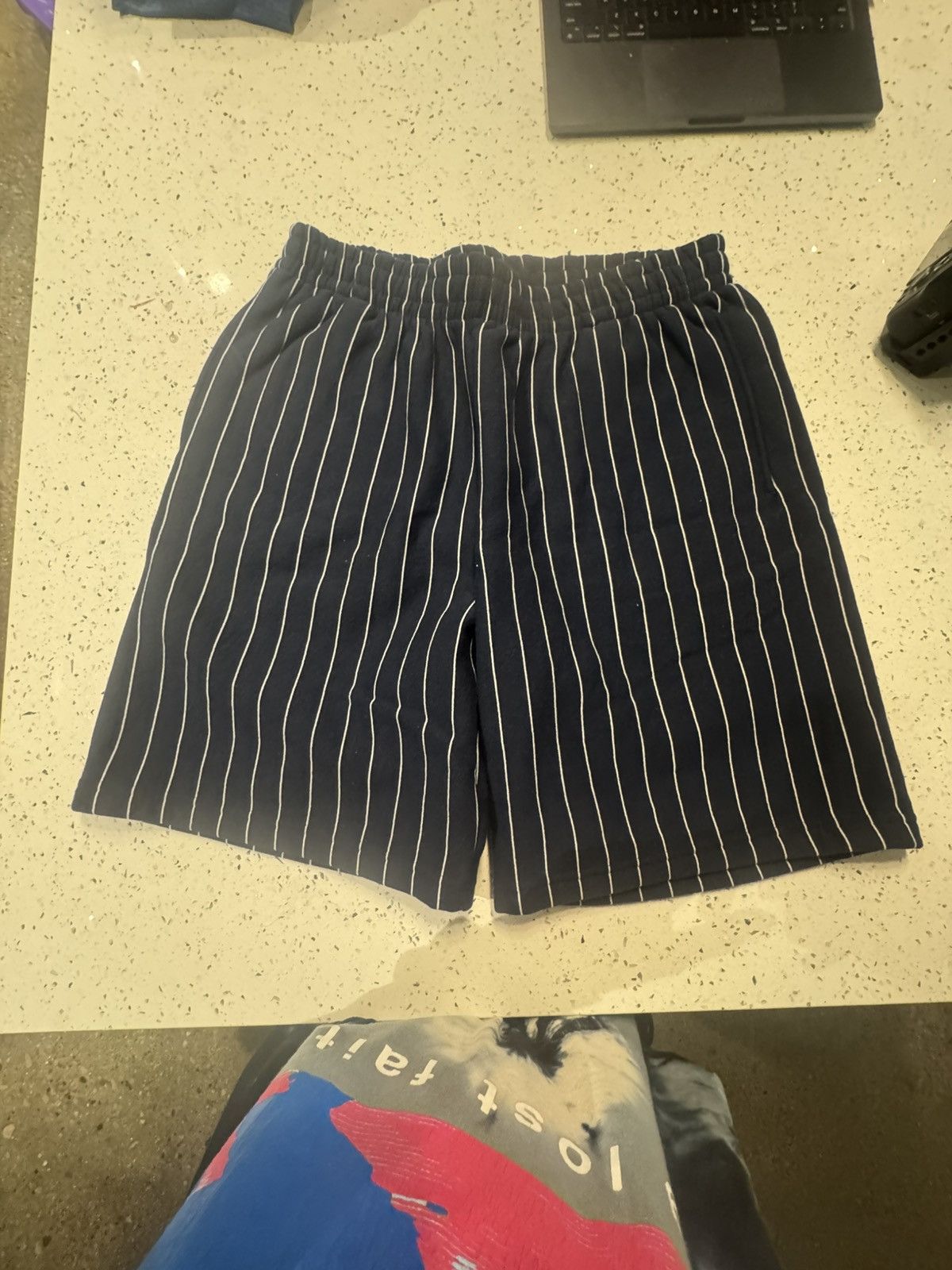 Supreme Supreme Pinstripe Sweatshort Size US 30 / EU 46 - 2 Thumbnail