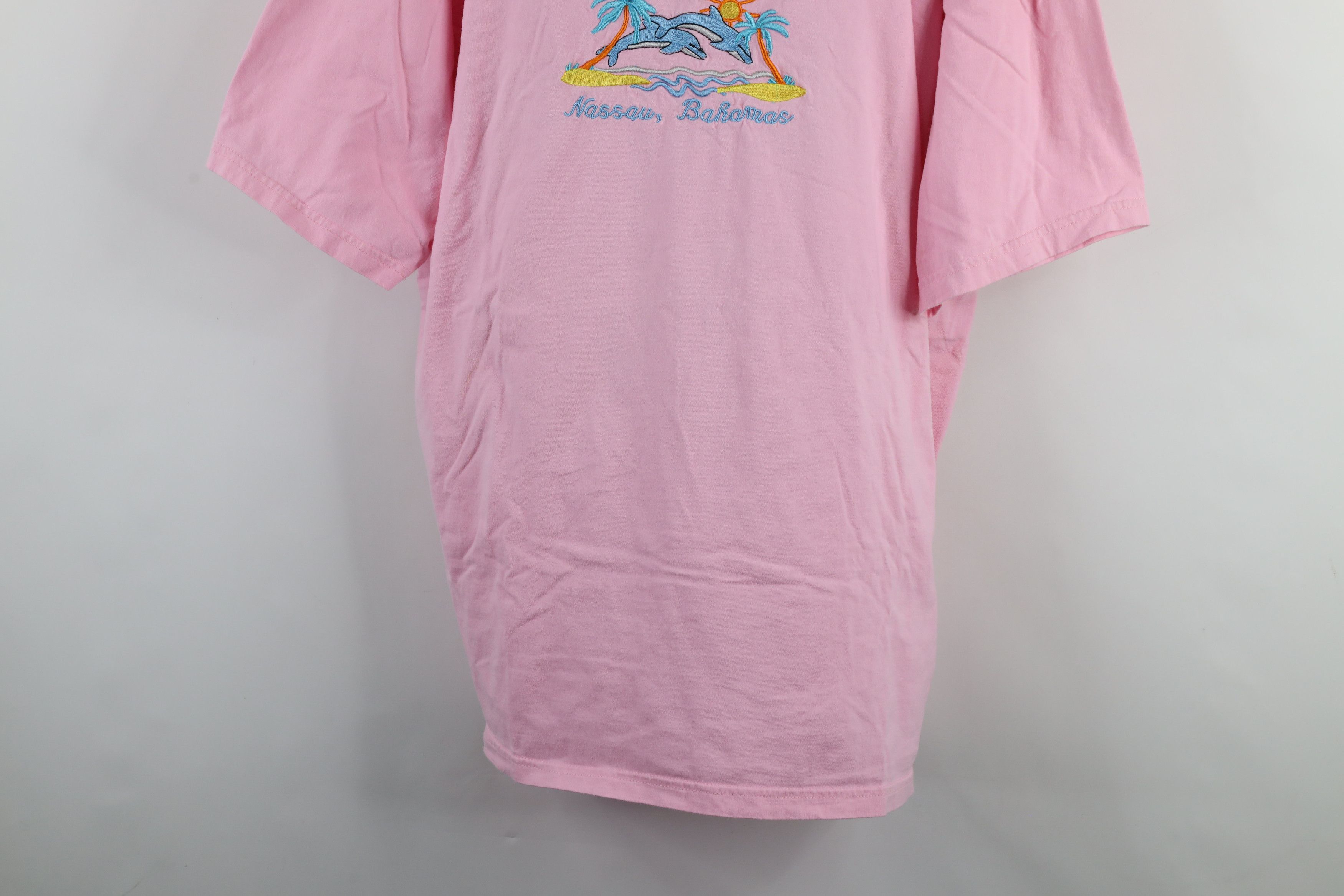 Vintage Vintage 90s Streetwear Nassau Bahamas Dolphins T-Shirt Pink Size 3XL / US 20-22 - 3 Thumbnail