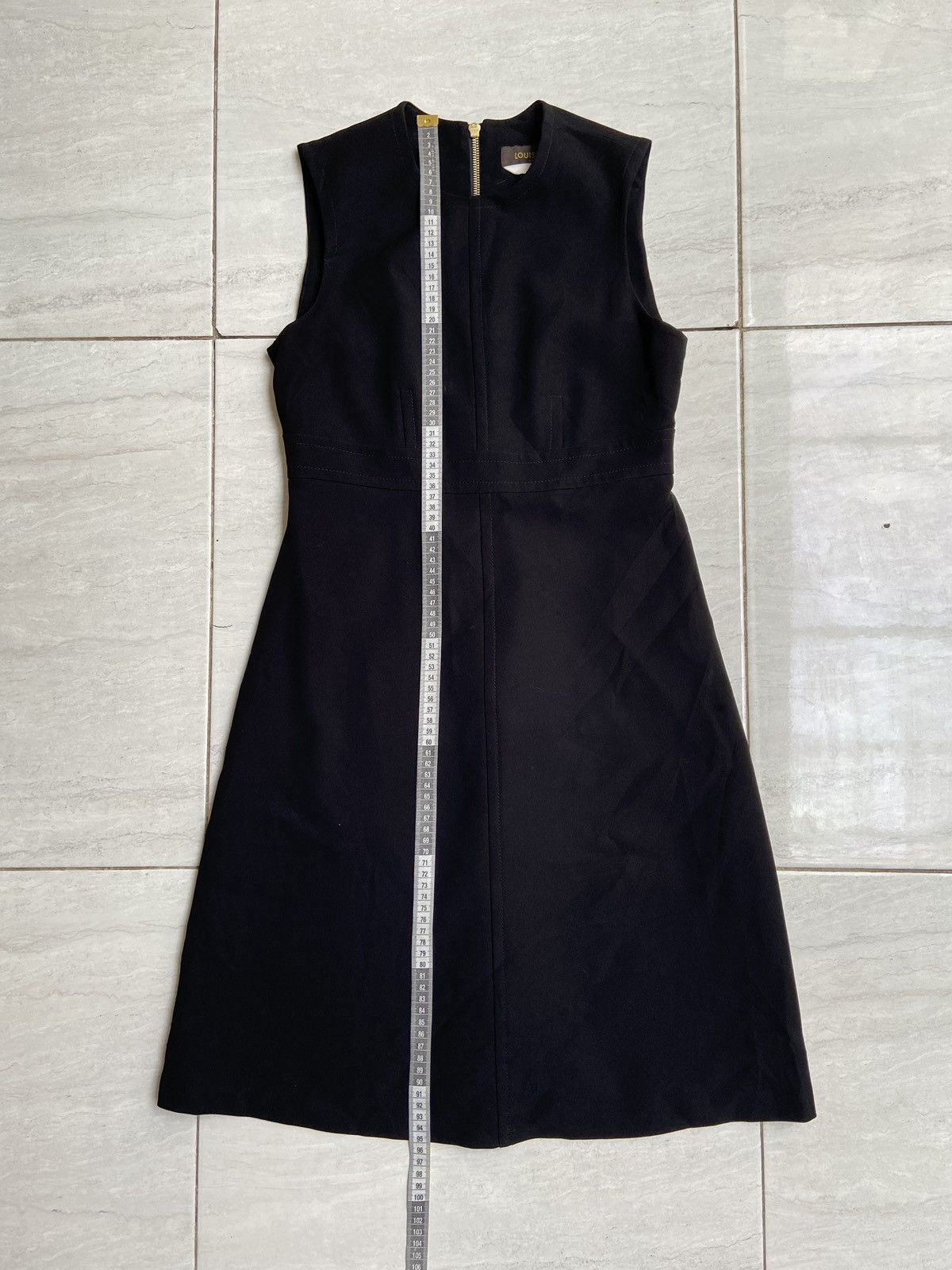 Louis Vuitton LOUIS VUITTON Black Midi Dress Size XS / US 0-2 / IT 36-38 - 14 Thumbnail
