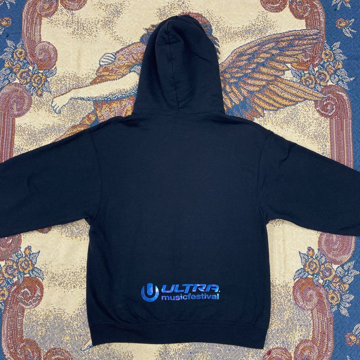 Vintage Vintage 00s Ultra Music Festival Hoodie Size US M / EU 48-50 / 2 - 2 Thumbnail