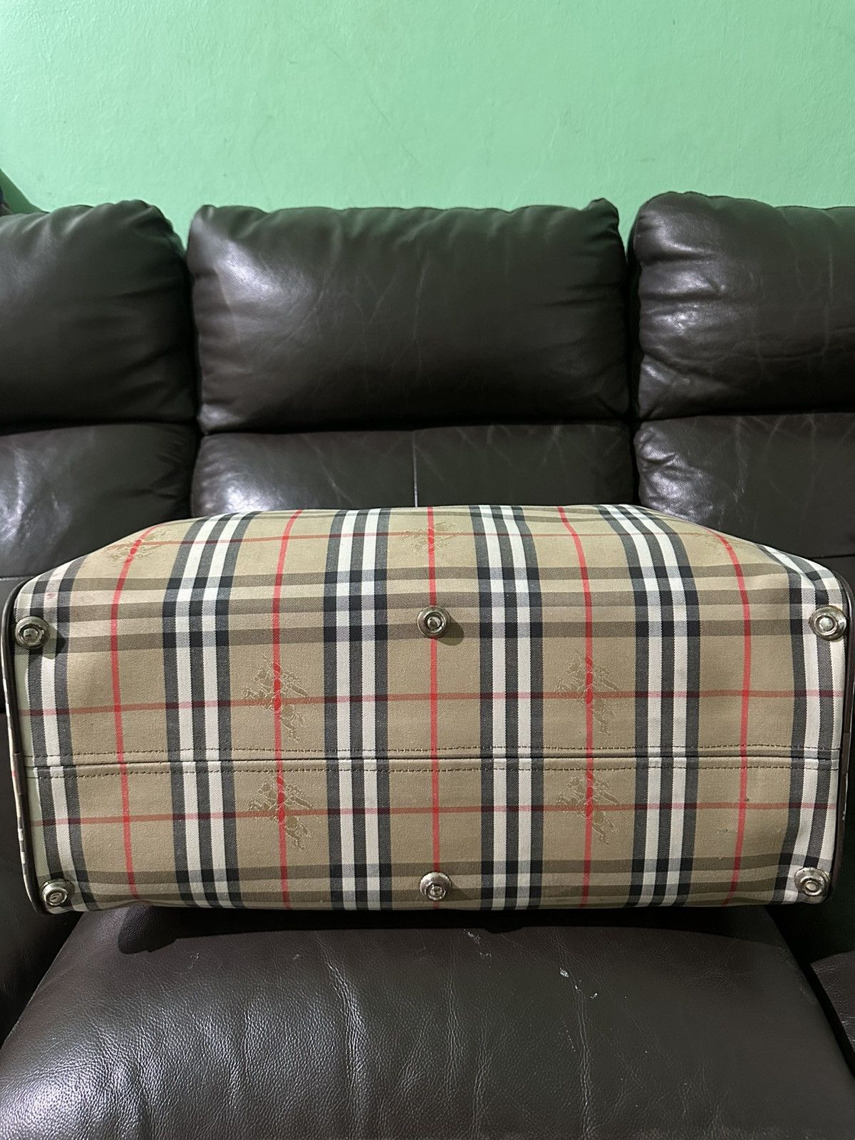 Burberry × Designer × Vintage Vintage 90s burberrys beige nova check travel bag Size ONE SIZE - 5 Thumbnail