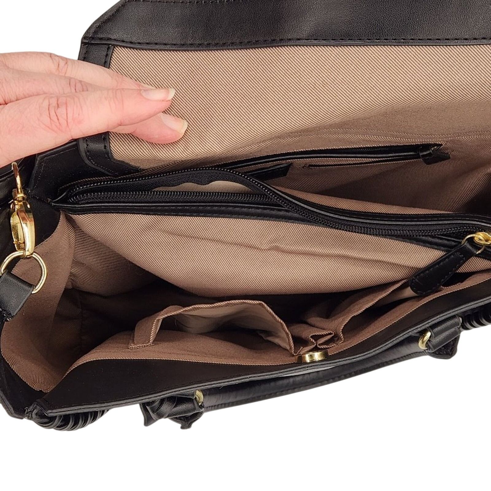 London Fog London Fog Black Leather Convertible Satchel/Crossbody Size ONE SIZE - 5 Thumbnail