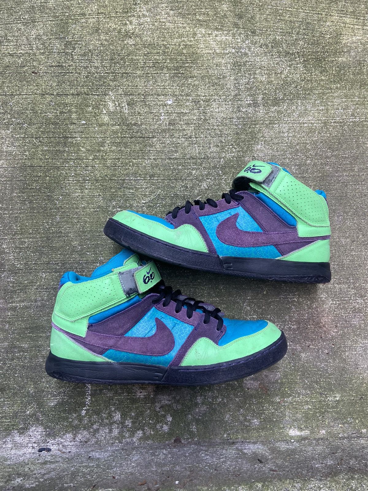 Nike Nike Mid Dunk Size US 13 / EU 46 - 1 Thumbnail