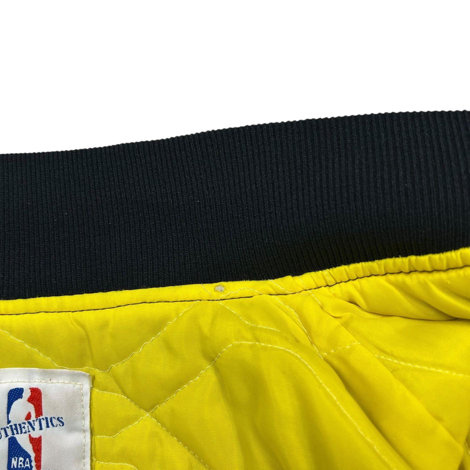 NBA VTG 90s LOS ANGELES LAKERS STARTER SATIN JACKET BOMBER Size US L / EU 52-54 / 3 - 7 Thumbnail