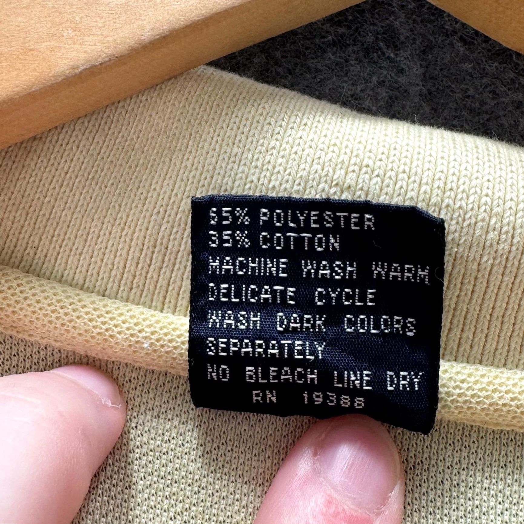 Vintage Vintage Brittania Mens L Yellow Collared Polo Logo Knit Short Sleeve T-Shirt Summer Casual Shirt Size US L / EU 52-54 / 3 - 6 Thumbnail