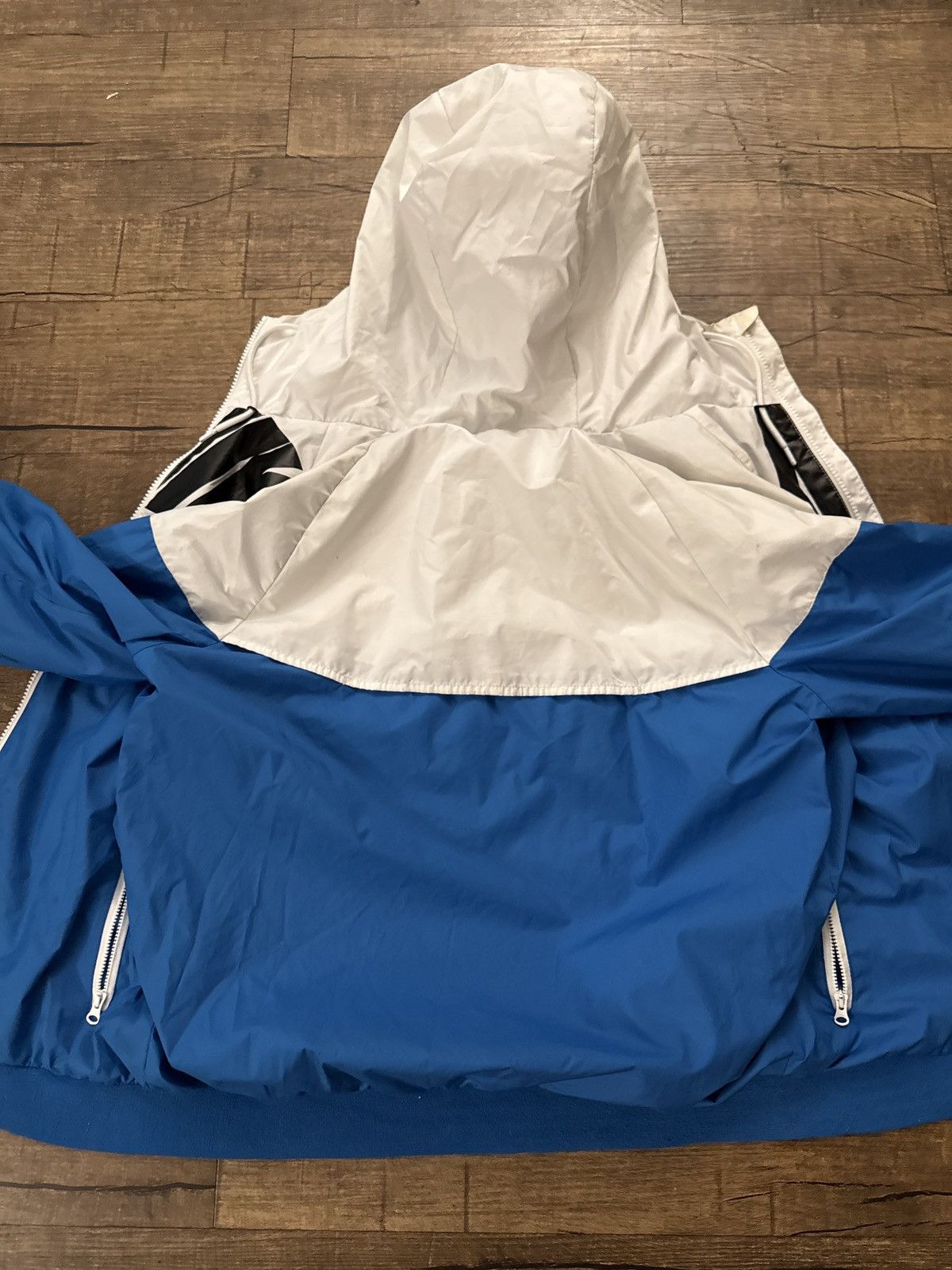 Nike BLUE/WHITE NIKE WINDBREAKER Size US M / EU 48-50 / 2 - 9 Thumbnail