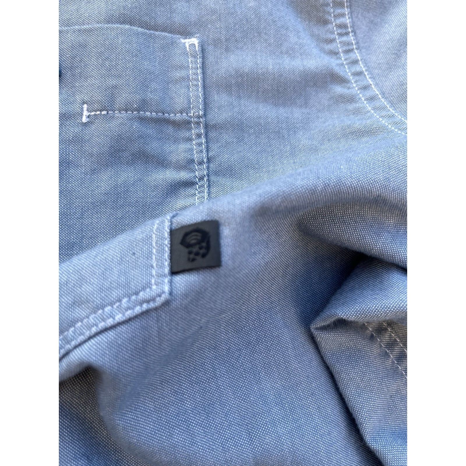 Mountain Hardwear VINTAGE? No — Actually: Mountain Hardwear Shirt Button-Up Blue XL Men's Workwear Classic Ranch 90s logo Size US XL / EU 56 / 4 - 5 Thumbnail