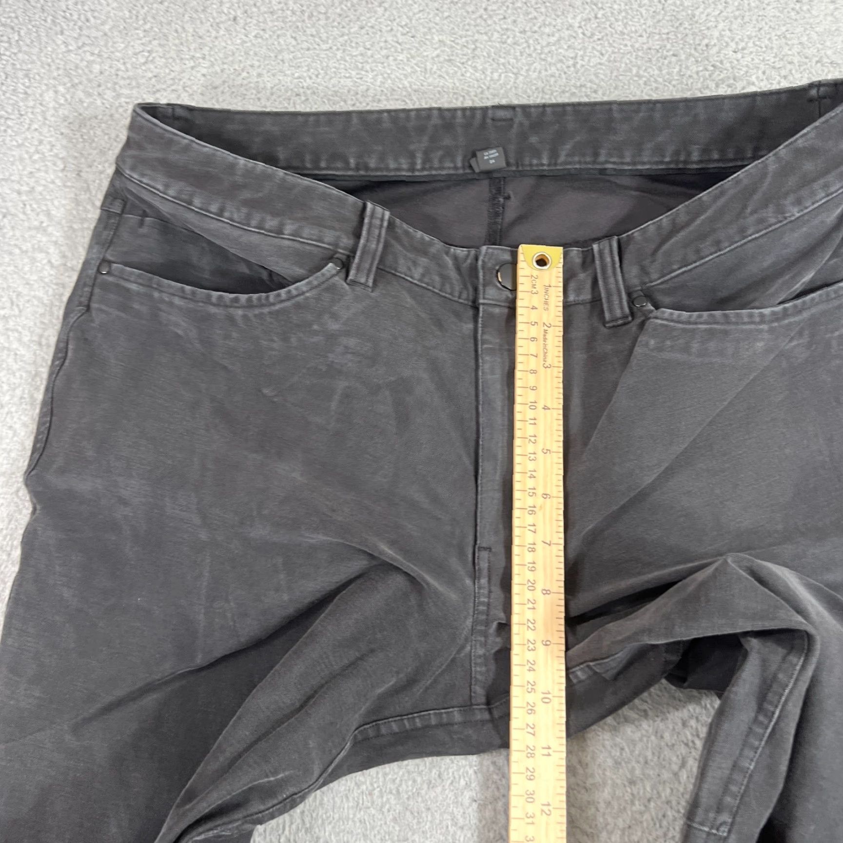 Lululemon VINTAGE Lululemon Slim Fit Chino Pants Men 34 Black Casual Travel Workwear Cotton 2010s Size US 34 / EU 50 - 6 Thumbnail
