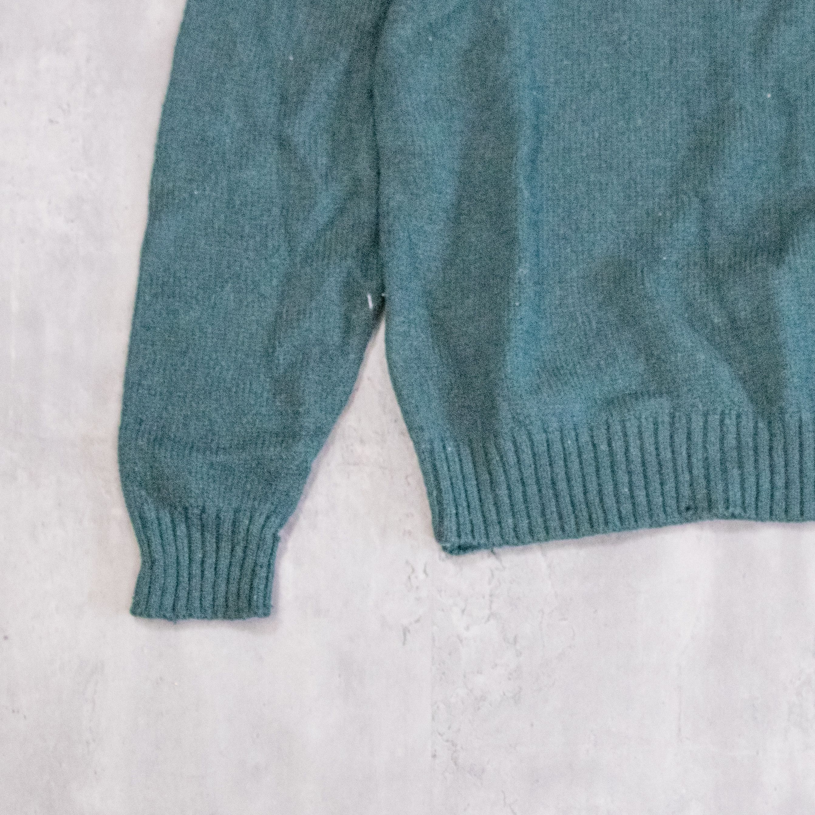 Vintage Vintage 1990's Distressed Green Kurt Cobin Style Crewneck Size US M / EU 48-50 / 2 - 6 Thumbnail