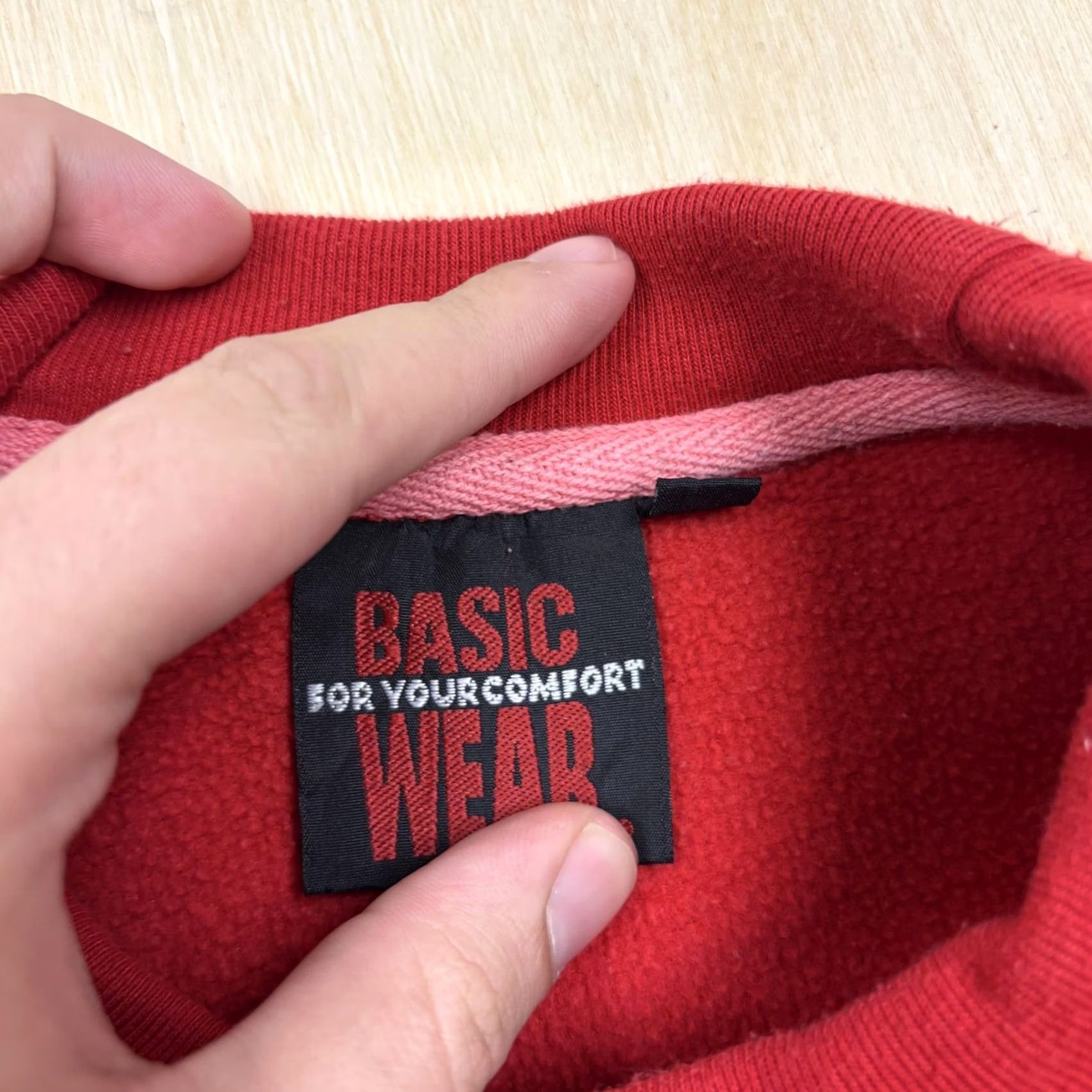 Vintage Basic Wear Sweatshirt Women's L Red Fleece Crewneck Pullover Embroidered Logo MS Heidelberg Vintage? Size L / US 10 / IT 46 - 3 Thumbnail