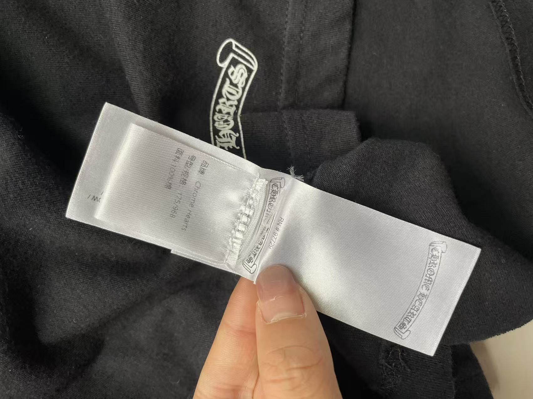 Chrome Hearts Chrome Hearts USA Script Logo Long Sleeve T-Shirt Tee Size US M / EU 48-50 / 2 - 9 Thumbnail