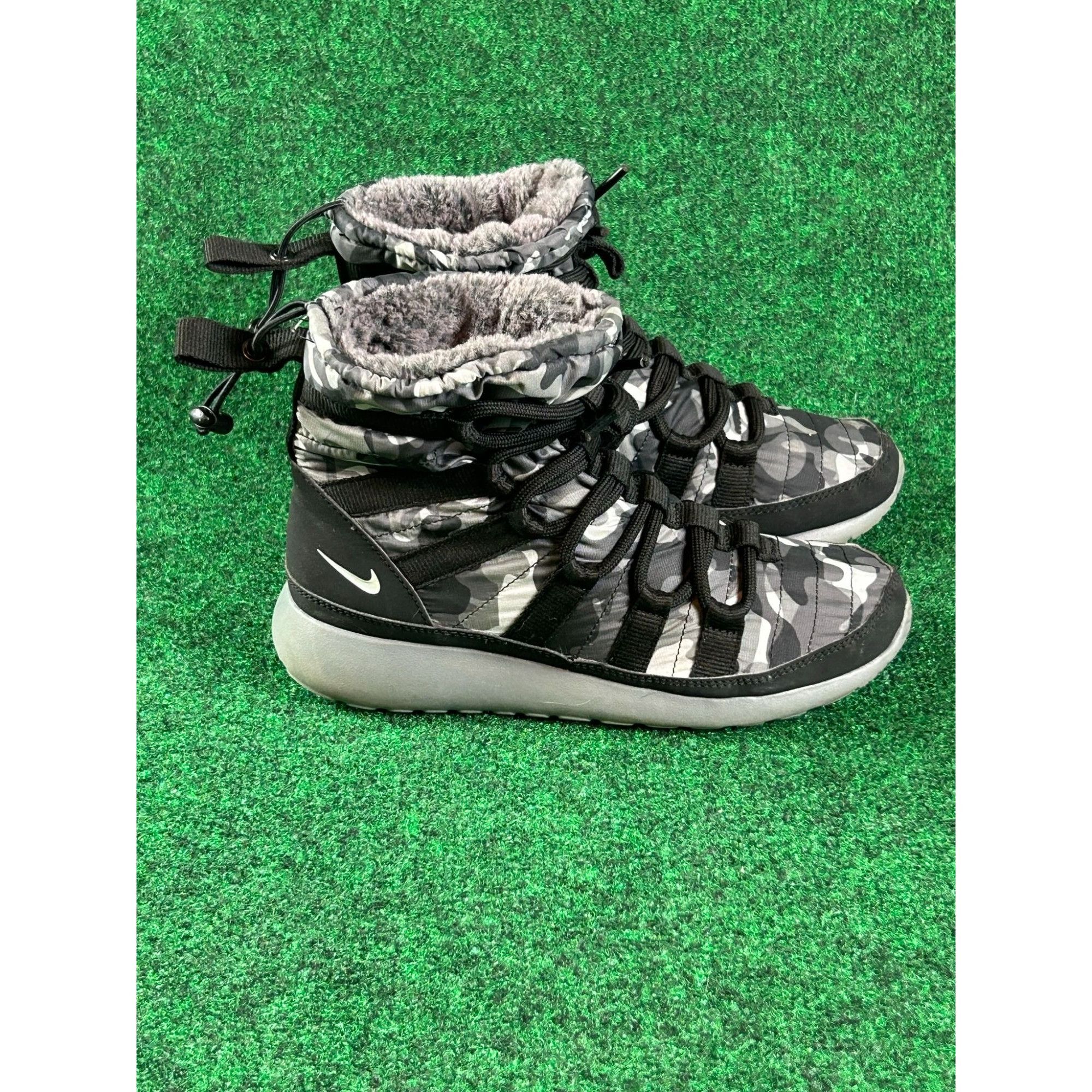 Nike Nike Roshe One Hi Black Camo Print Winter Boots Women s Sz 5 Grailed