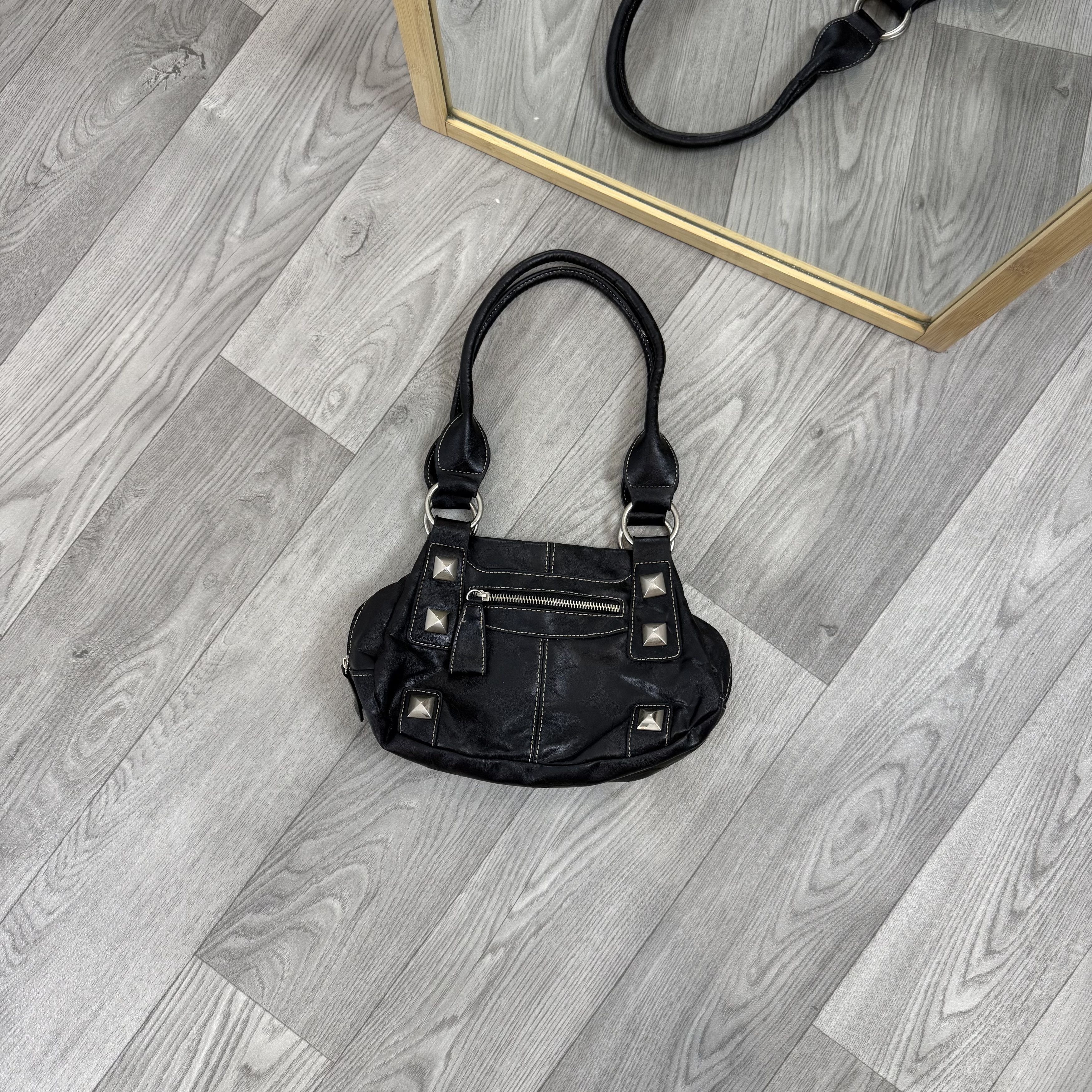 Vintage Vintage Y2K Avantgarde Black Shoulder Handle Bag Size ONE SIZE - 1 Thumbnail