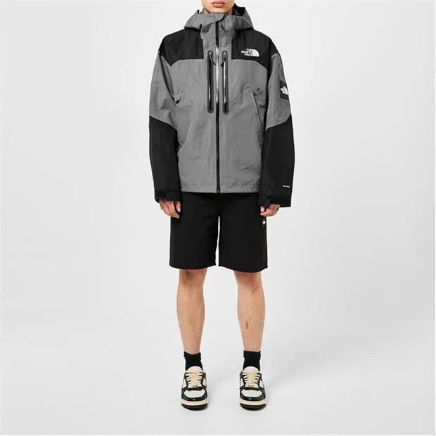 The North Face o1g2r1mq0724 Jackets in Black & Grey Size US XL / EU 56 / 4 - 6 Thumbnail