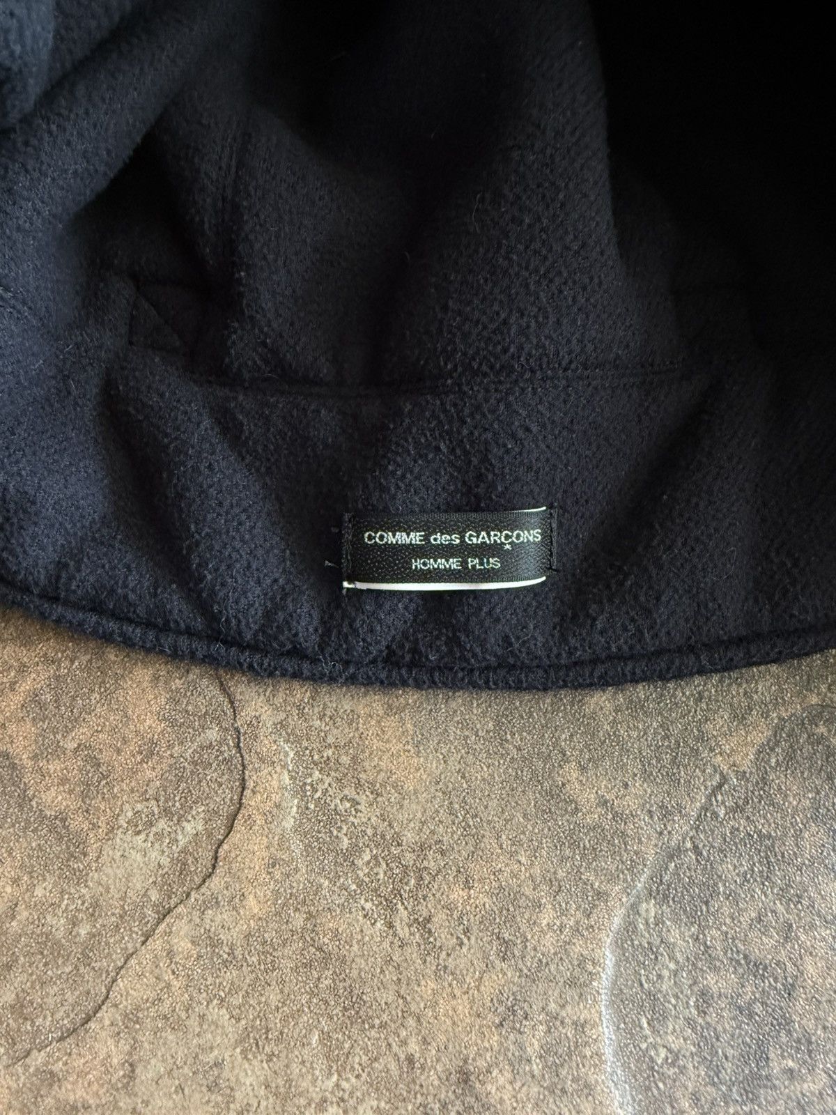 Comme des Garcons Homme Plus Comme des Garçons Fur Eskimo Hood Size ONE SIZE - 12 Thumbnail
