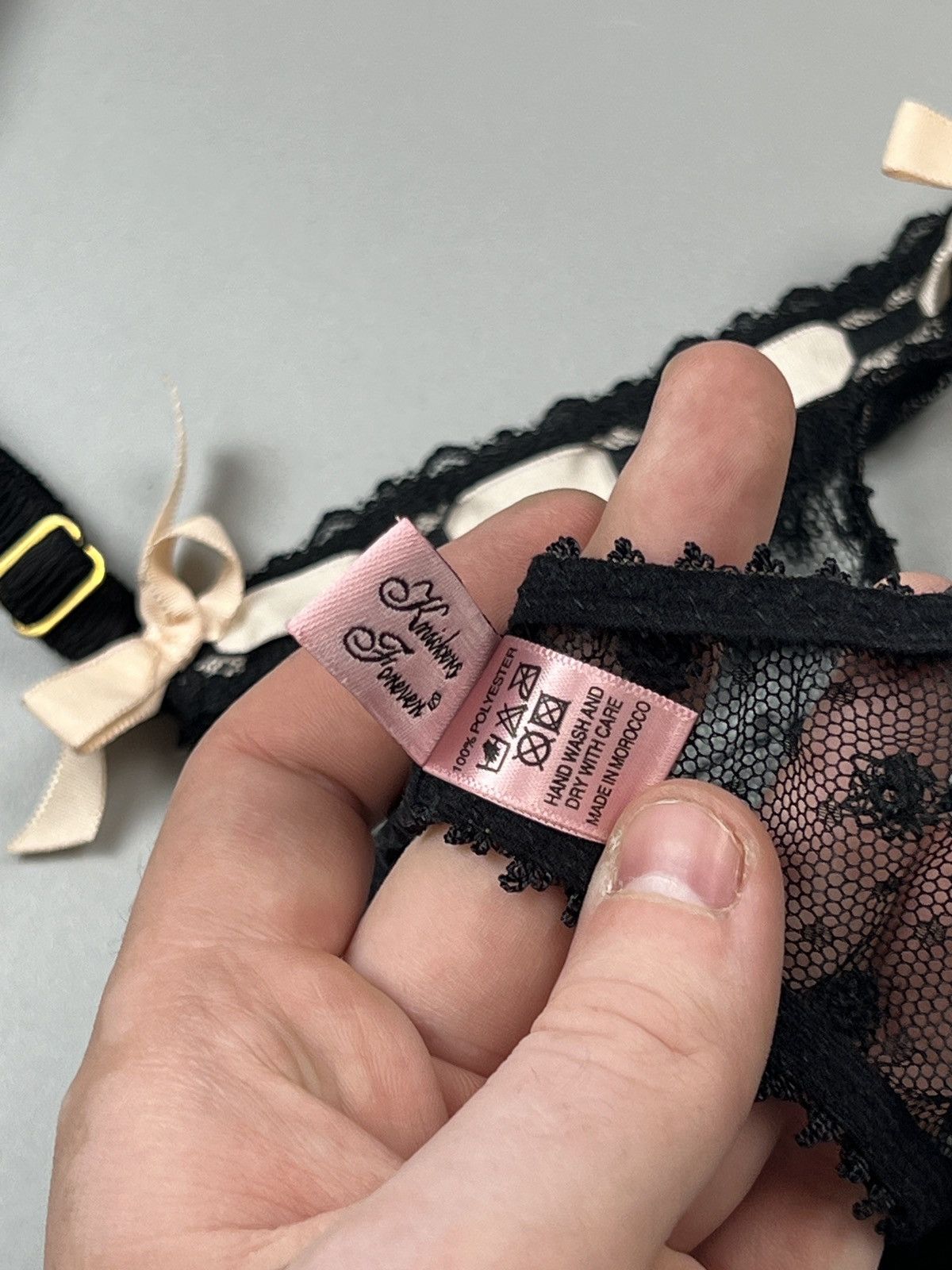 Designer Agent Provocateur Threadwork Bra And Suspender (Y0599) Size L / US 10 / IT 46 - 16 Thumbnail