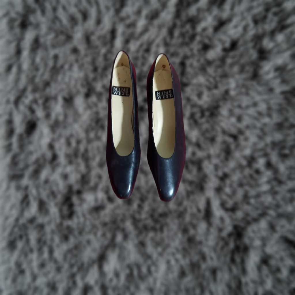 Nine West Block Heel Shoes Pumps, Women's Size 9 Narrow Black Leather, Pointed Toe, Mid Heel Shoes