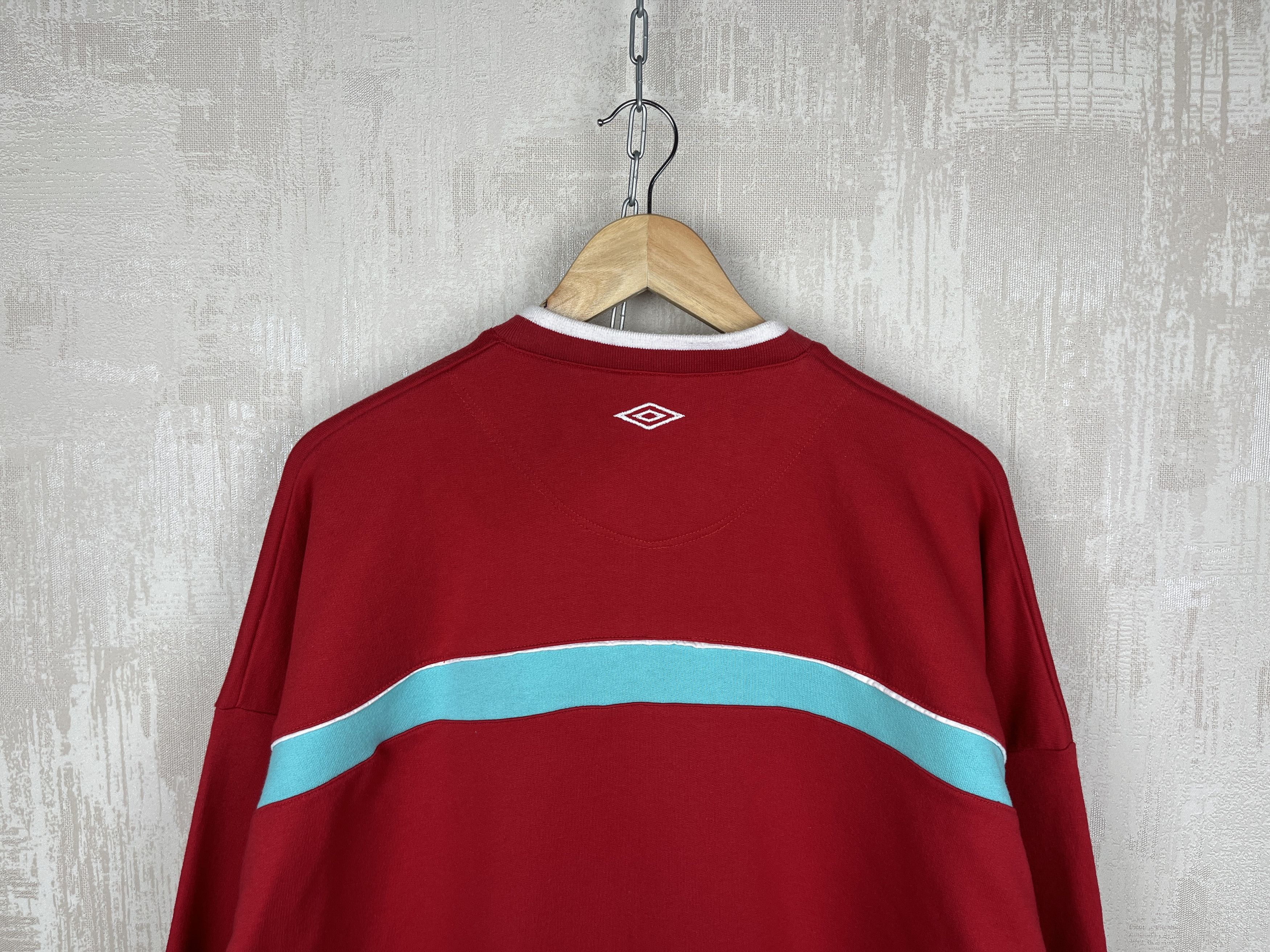 Umbro Vintage Umbro 90's V-neck Sweatshirt Size US L / EU 52-54 / 3 - 14 Thumbnail