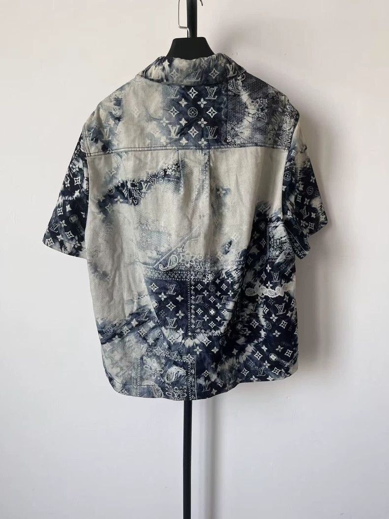 Louis Vuitton Louis Vuitton Denim Cashew Flower Tie-dyed Logo Printed Sh Size US L / EU 52-54 / 3 - 2 Thumbnail
