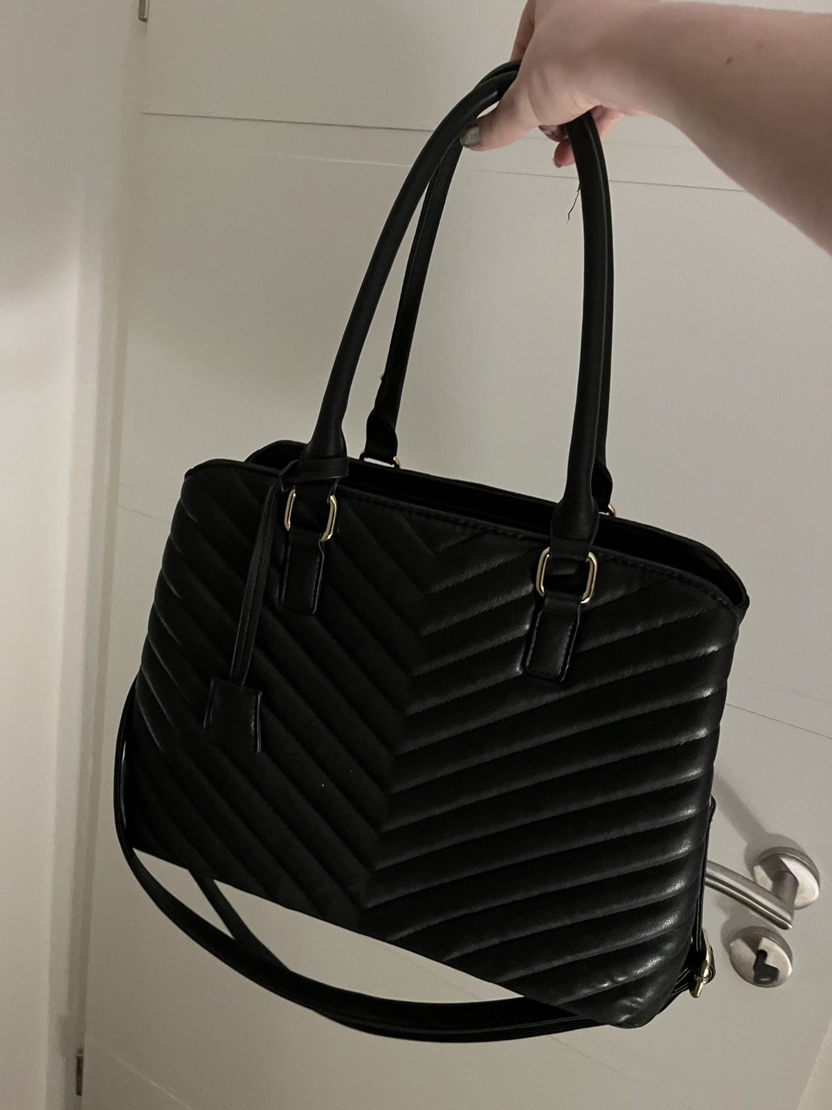 Zara Schoulder bag in black Size ONE SIZE - 1 Thumbnail
