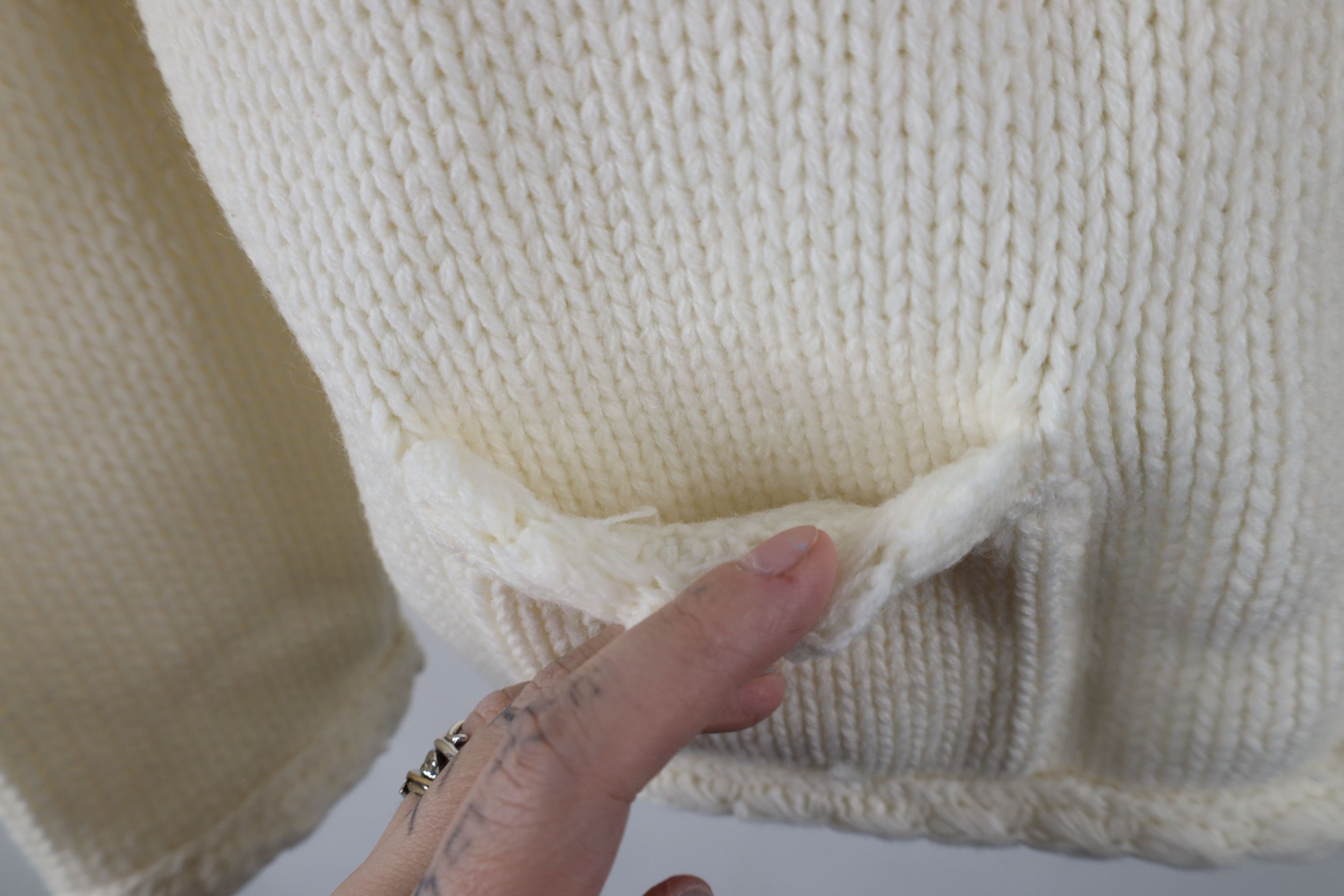 Vintage Vintage 70s Ribbed Cable Knit Cardigan Sweater White Japan Size S / US 4 / IT 40 - 5 Thumbnail