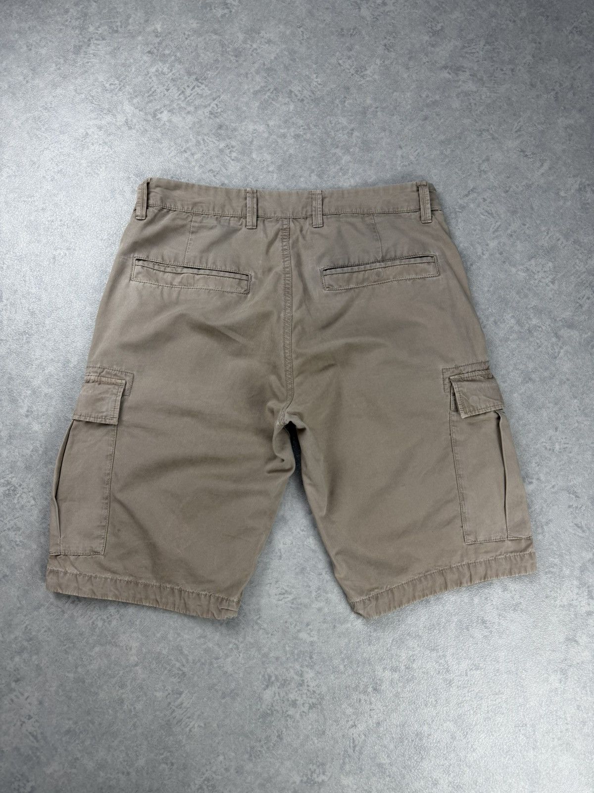 Stone Island Stone Island Cargo Shorts Beige Size W30 Size US 30 / EU 46 - 17 Thumbnail